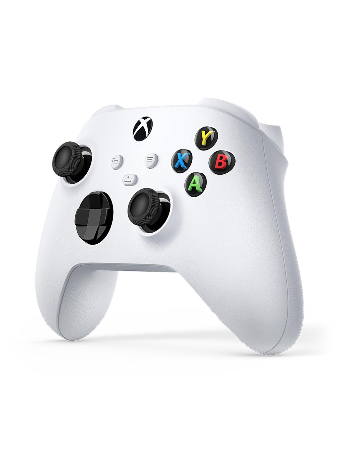 Image 3 of 8 of Xbox Series X EA SPORTS&nbsp;FC&trade; 26 &amp;&nbsp;Wireless Controller - White