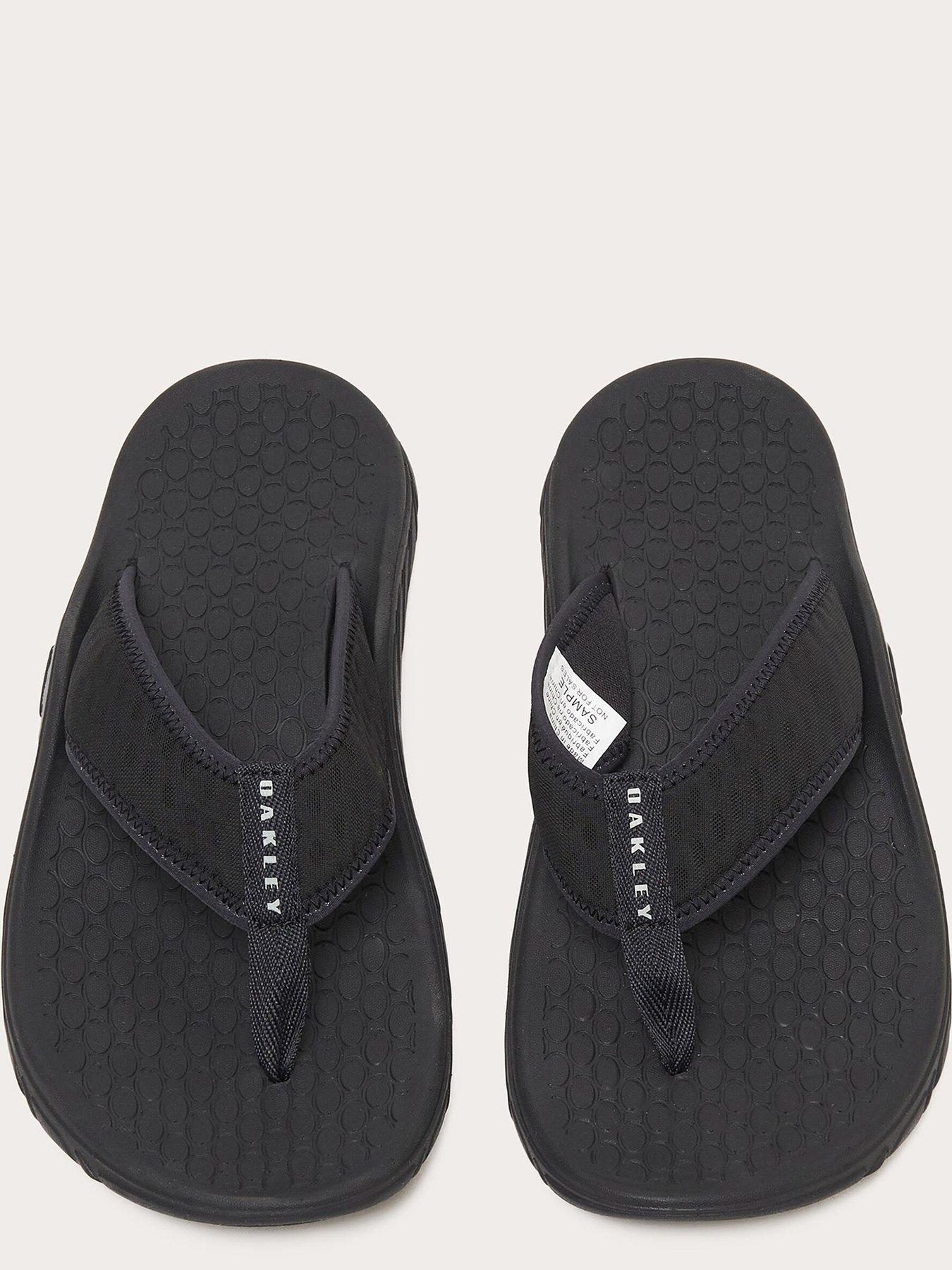 Oakley Mens Operative Flip Flops - Black | Very