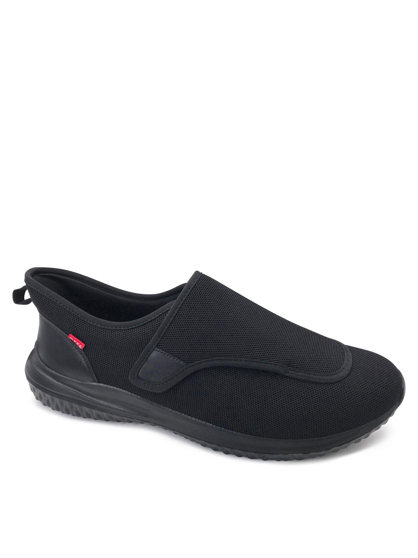 D555 Kingsize Open Top Casual Slip-On Knitted Shoe - Black