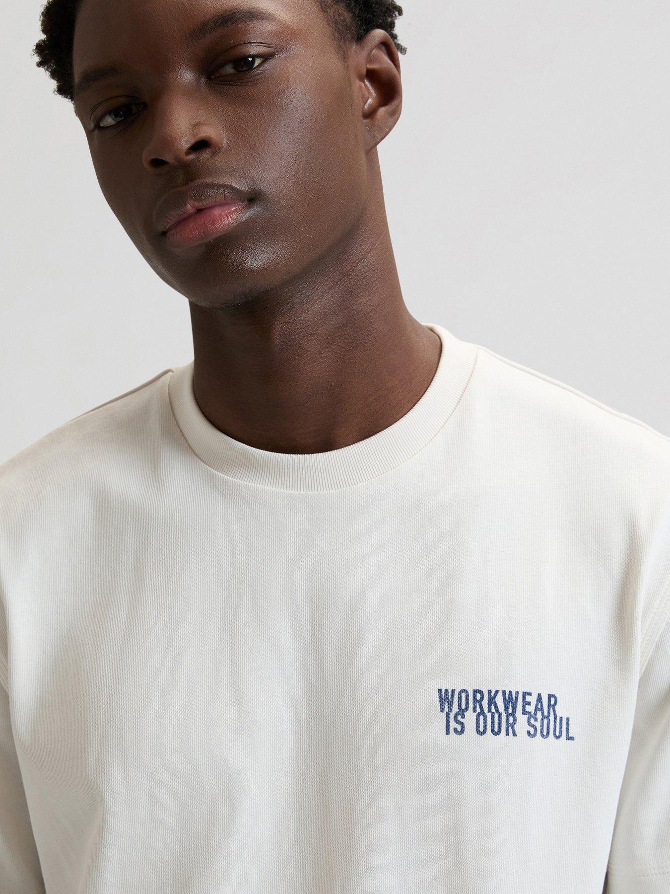 Image 5 of 7 of Lee Workwear Back Graphic Relaxed Fit T-Shirt - Cream