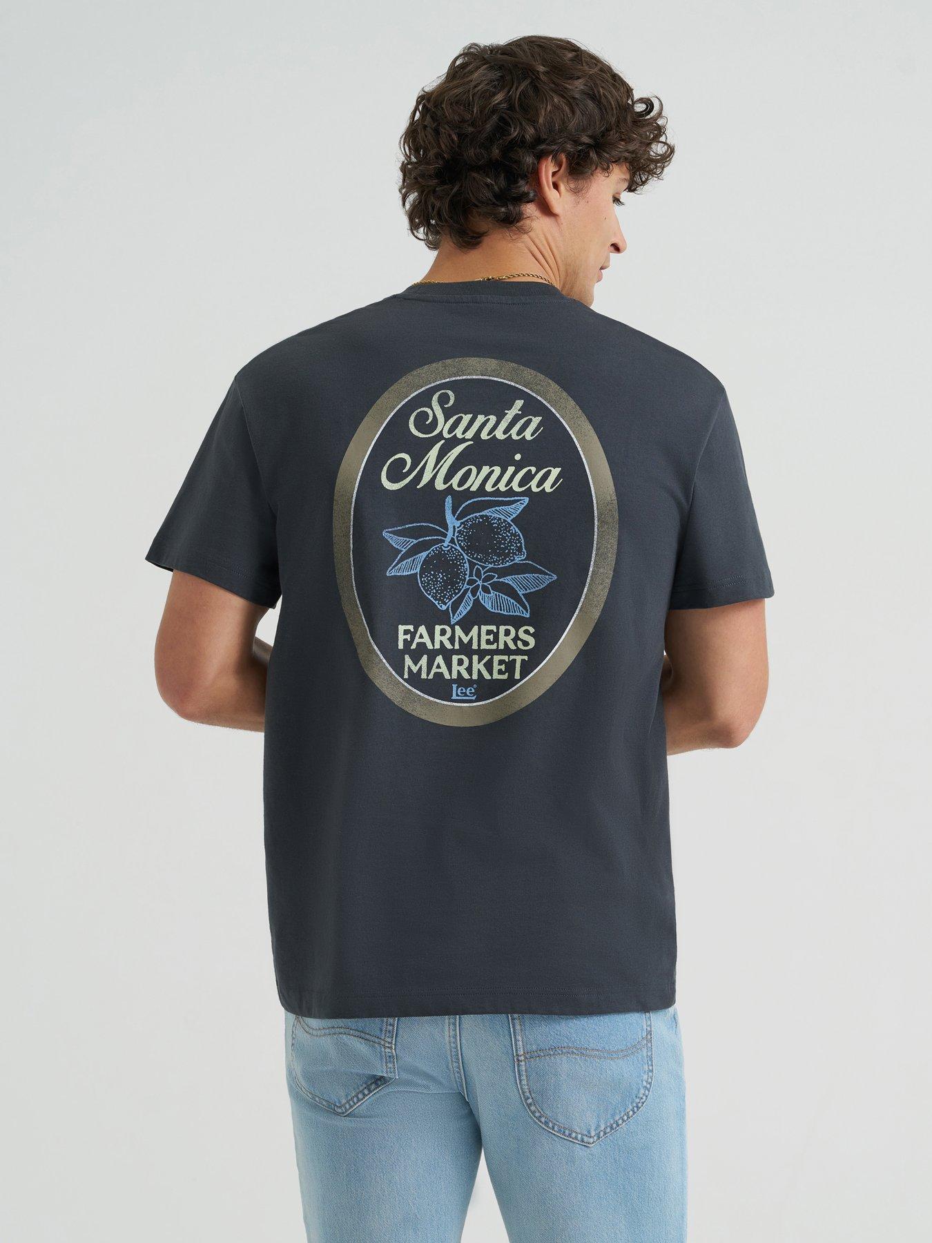 Image 1 of 6 of Lee Essential Back Graphic Relaxed Fit T-Shirt - Black