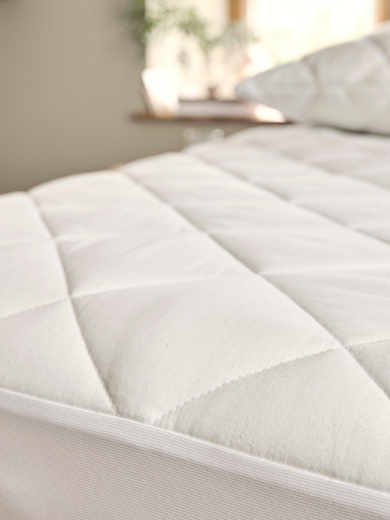 Christy Classic Filled Mattress Protector- King