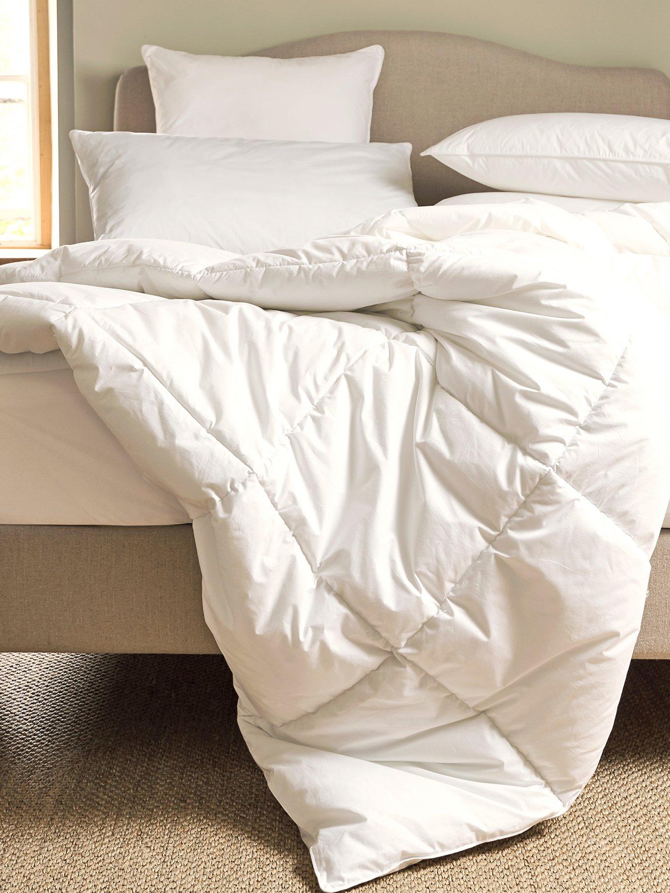 Christy Cloud Loft Filled 13.5 Tog Duvet- Double
