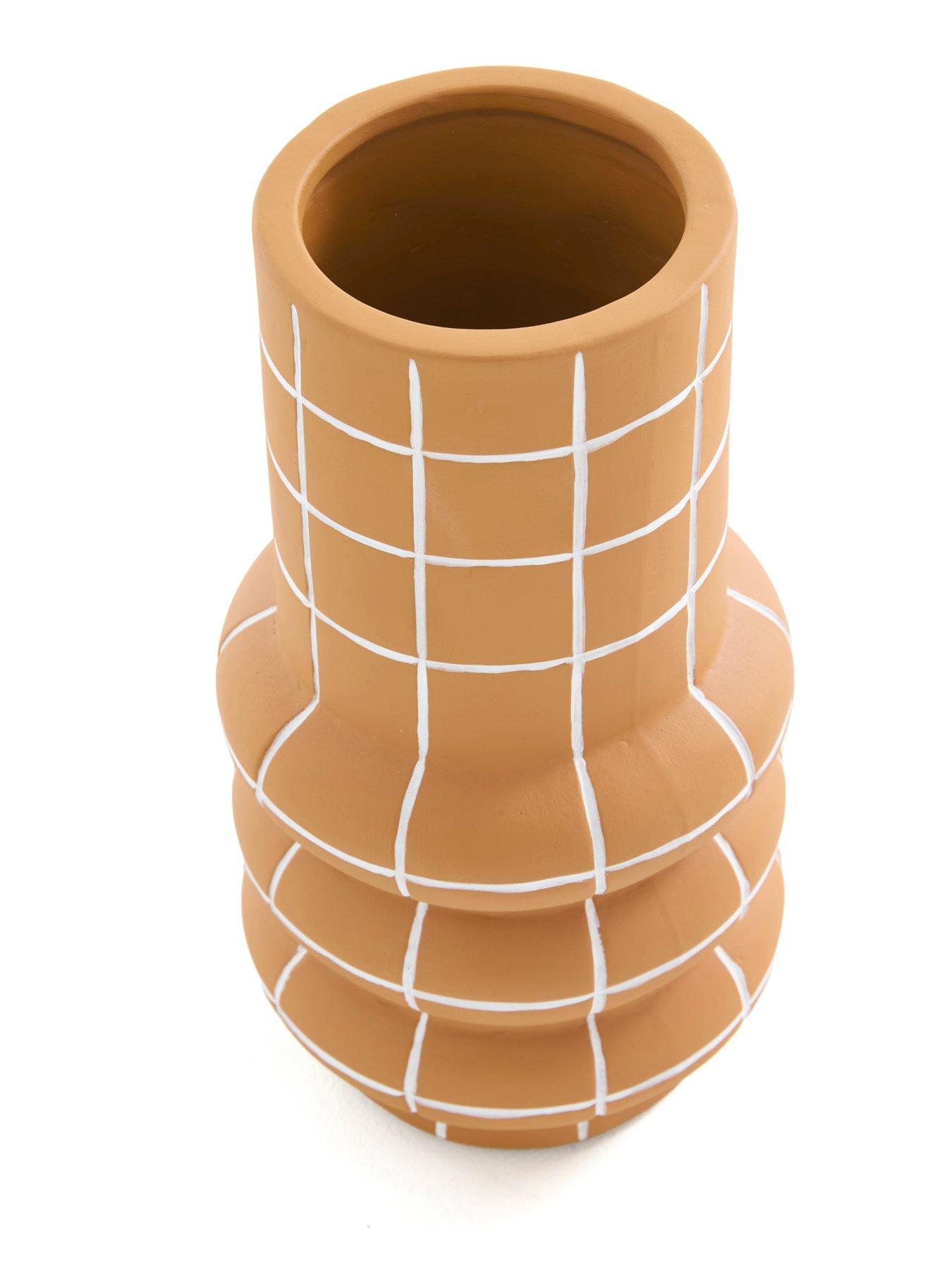 Image 3 of 5 of The Very Collection Donut Tiled Vase Planter Mustard