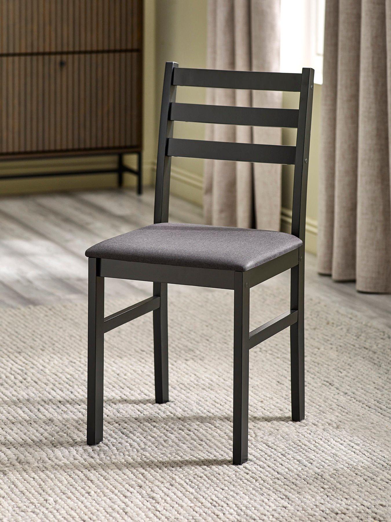 Image 3 of 6 of Julian Bowen Keats Dining Table With 4 Chairs