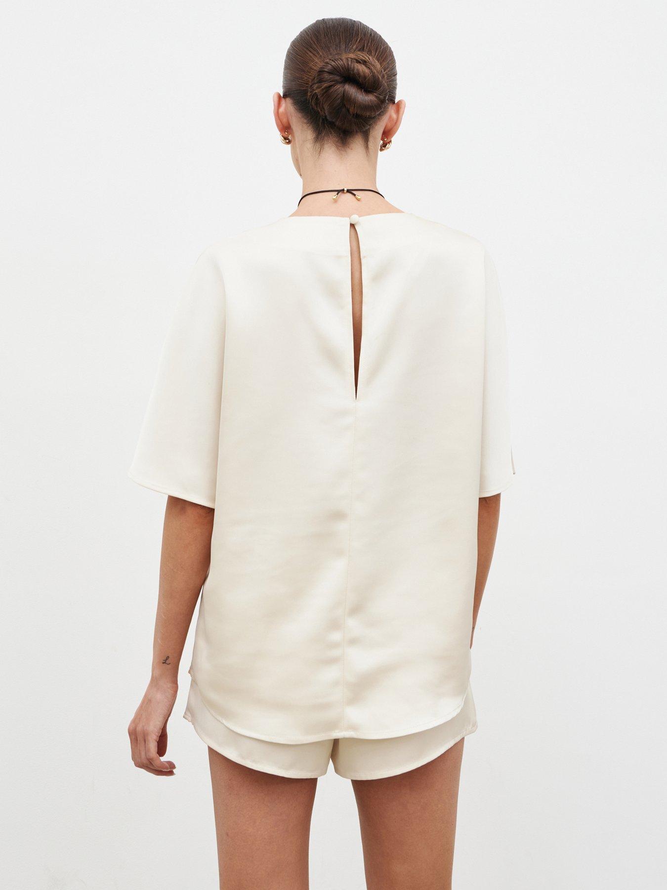 Image 2 of 2 of Pretty Lavish Breya Satin Drawstring Co-ord Short - Oyster
