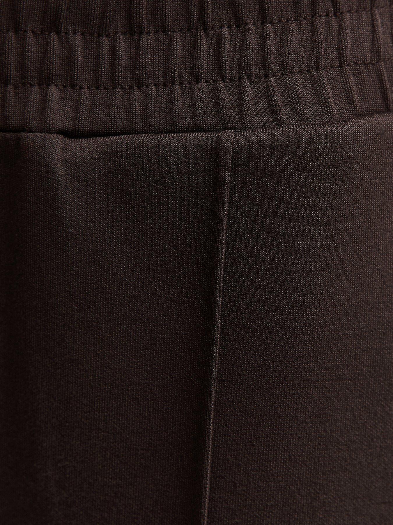 Image 6 of 6 of New Look Soft Touch Front Seam Joggers - Brown