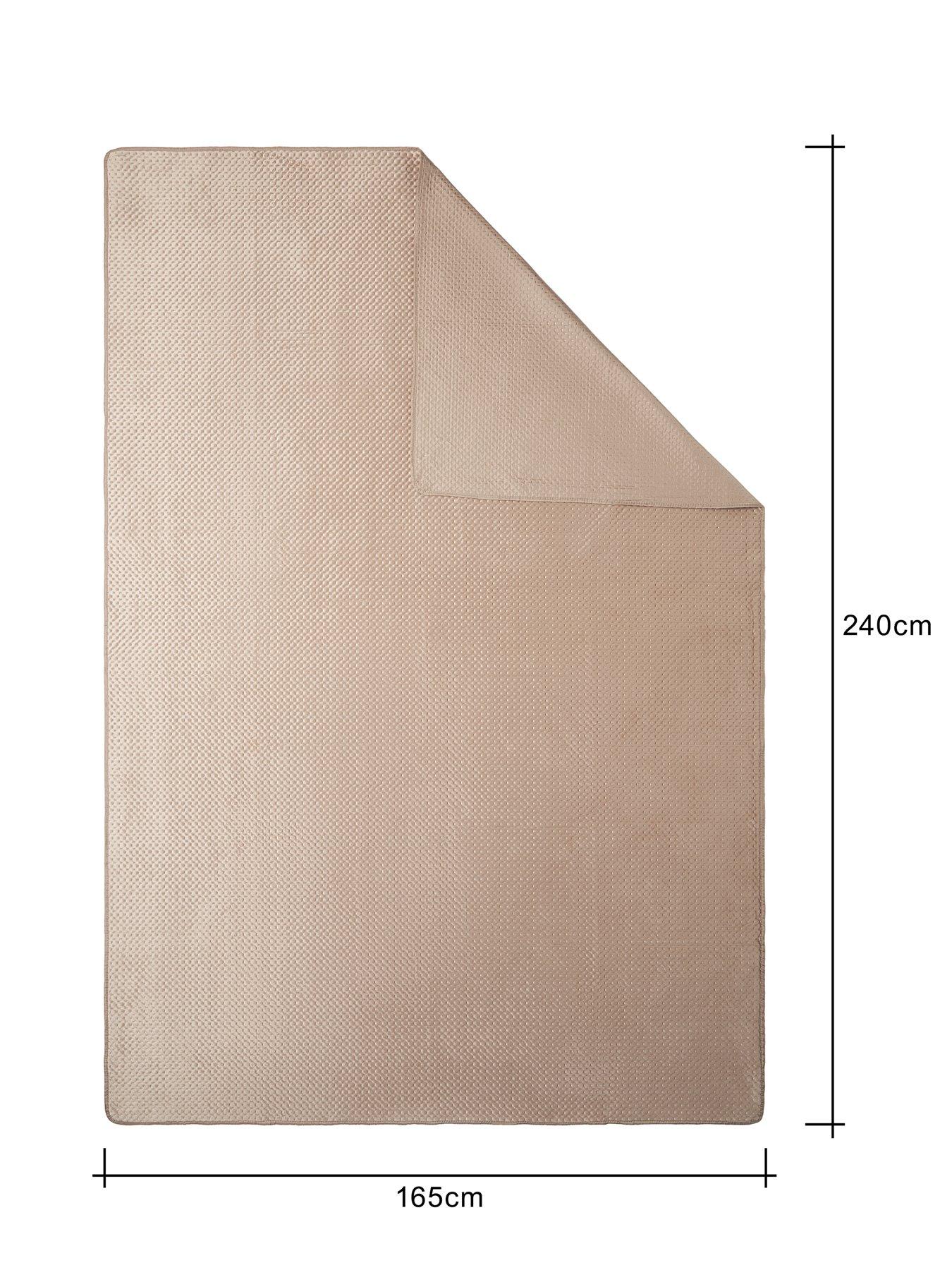 Image 4 of 4 of The Very Collection Liso Bedspread 165x240cm