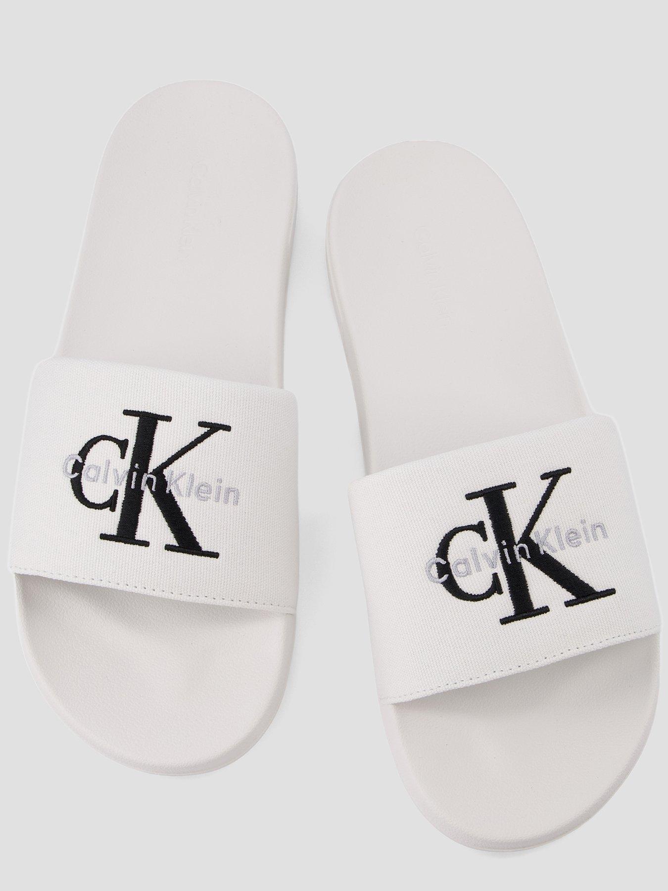 Image 3 of 7 of Calvin Klein Essential Slider - White