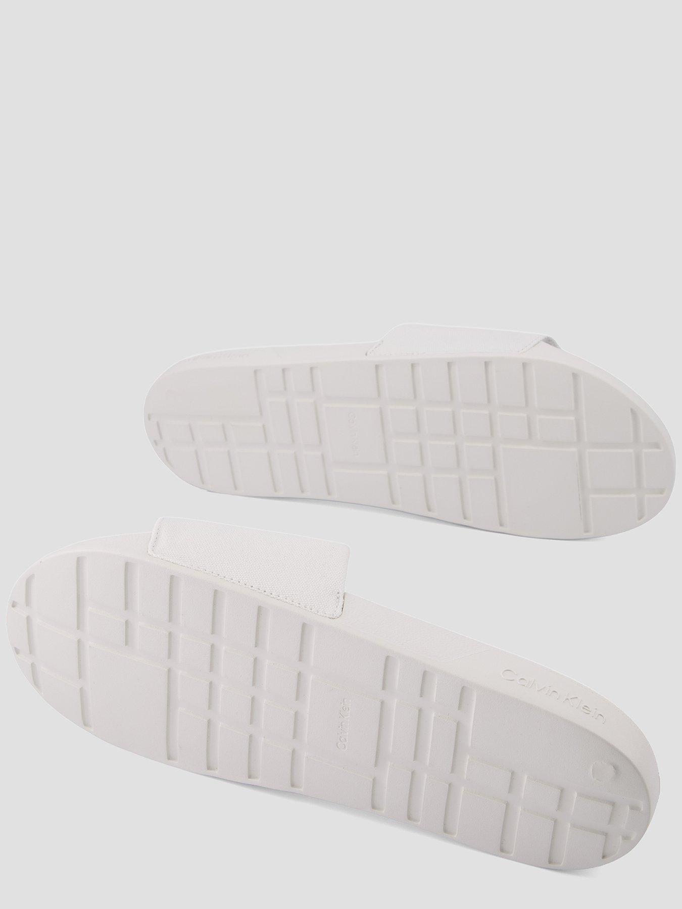 Image 4 of 7 of Calvin Klein Essential Slider - White