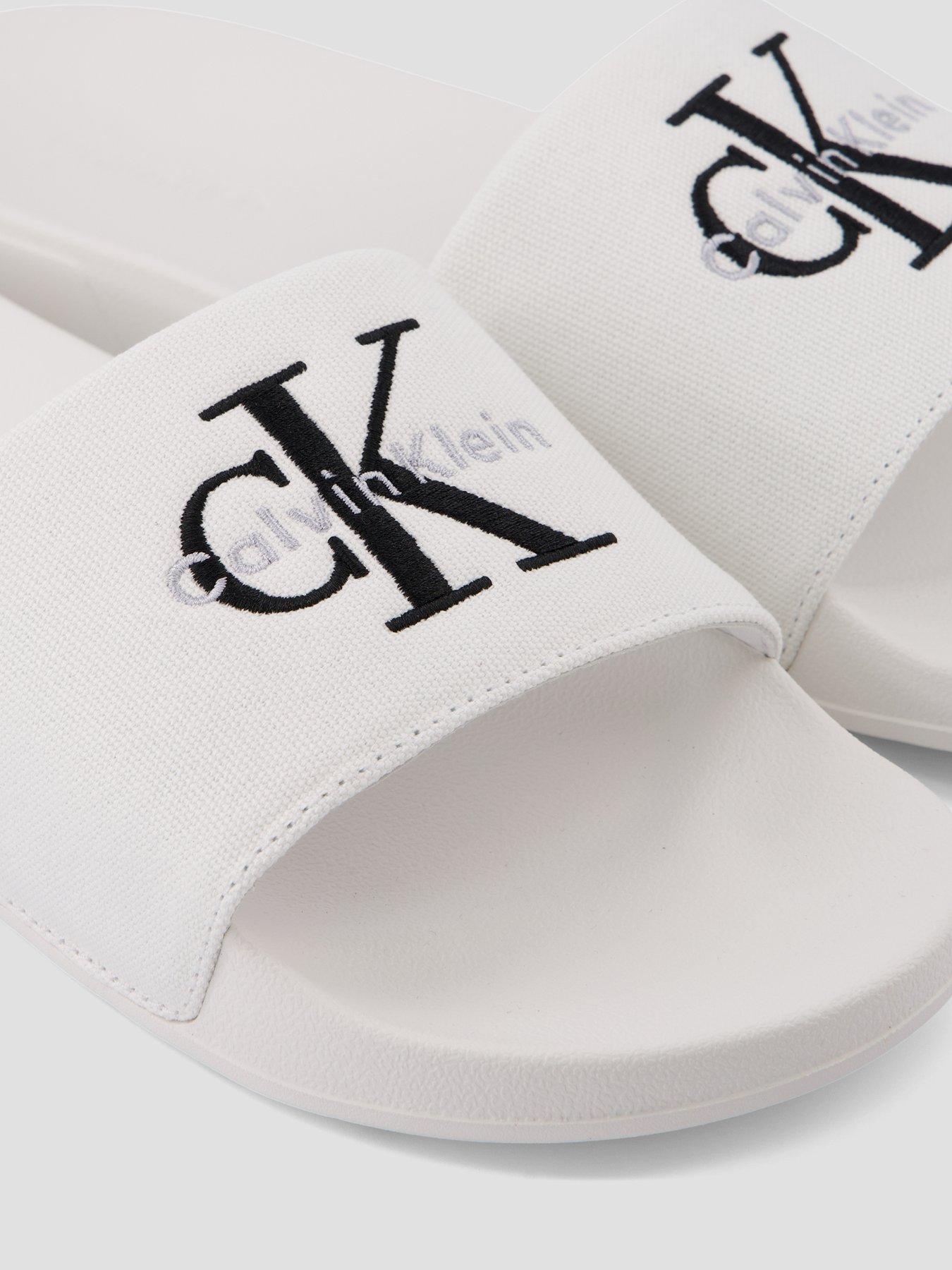 Image 5 of 7 of Calvin Klein Essential Slider - White