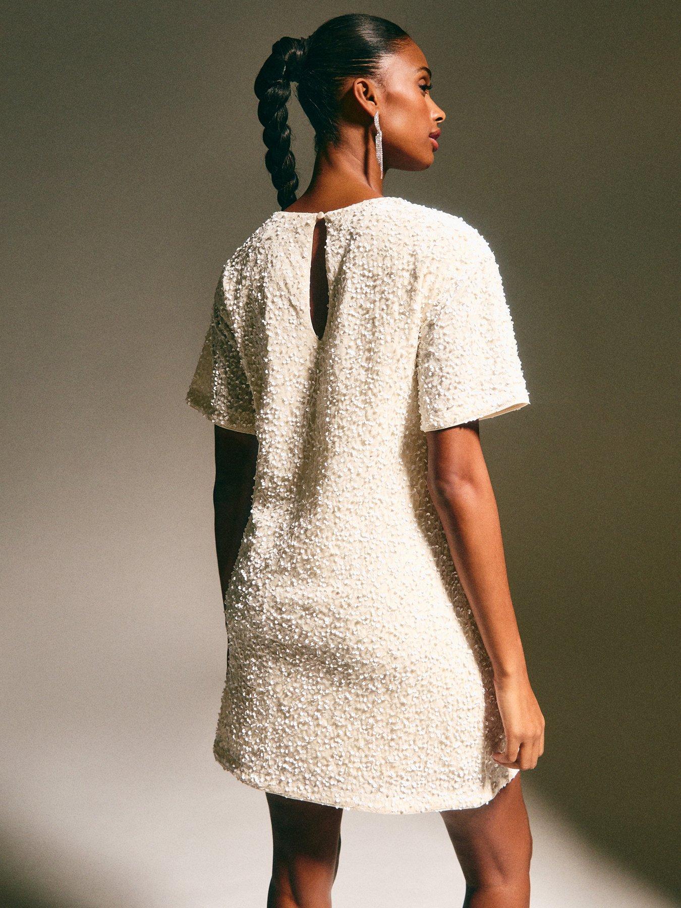 Image 2 of 5 of New Look Velvet Sequin T-Shirt Dress - Cream