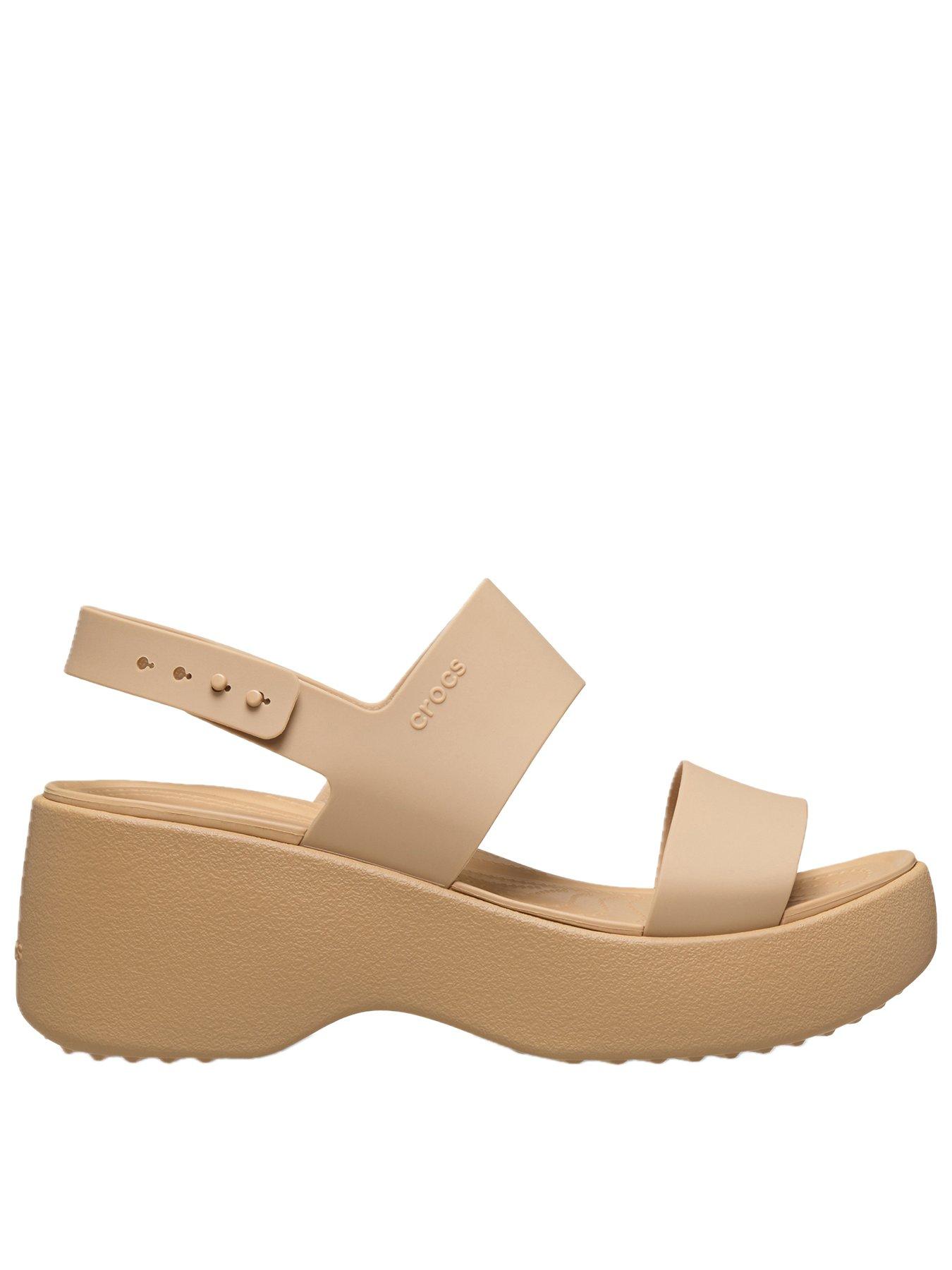 Crocs Brooklyn Sky Sandal - Cashew