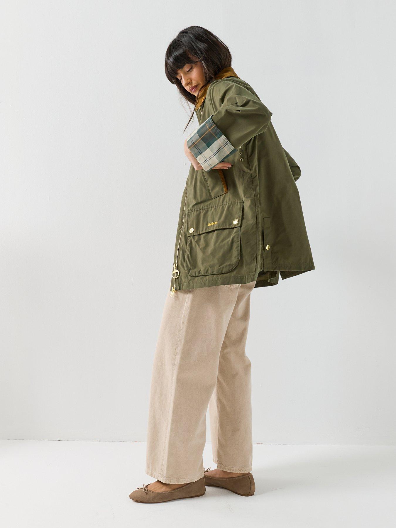 Image 3 of 6 of Barbour Icons Bedale Showerproof Jacket - Green