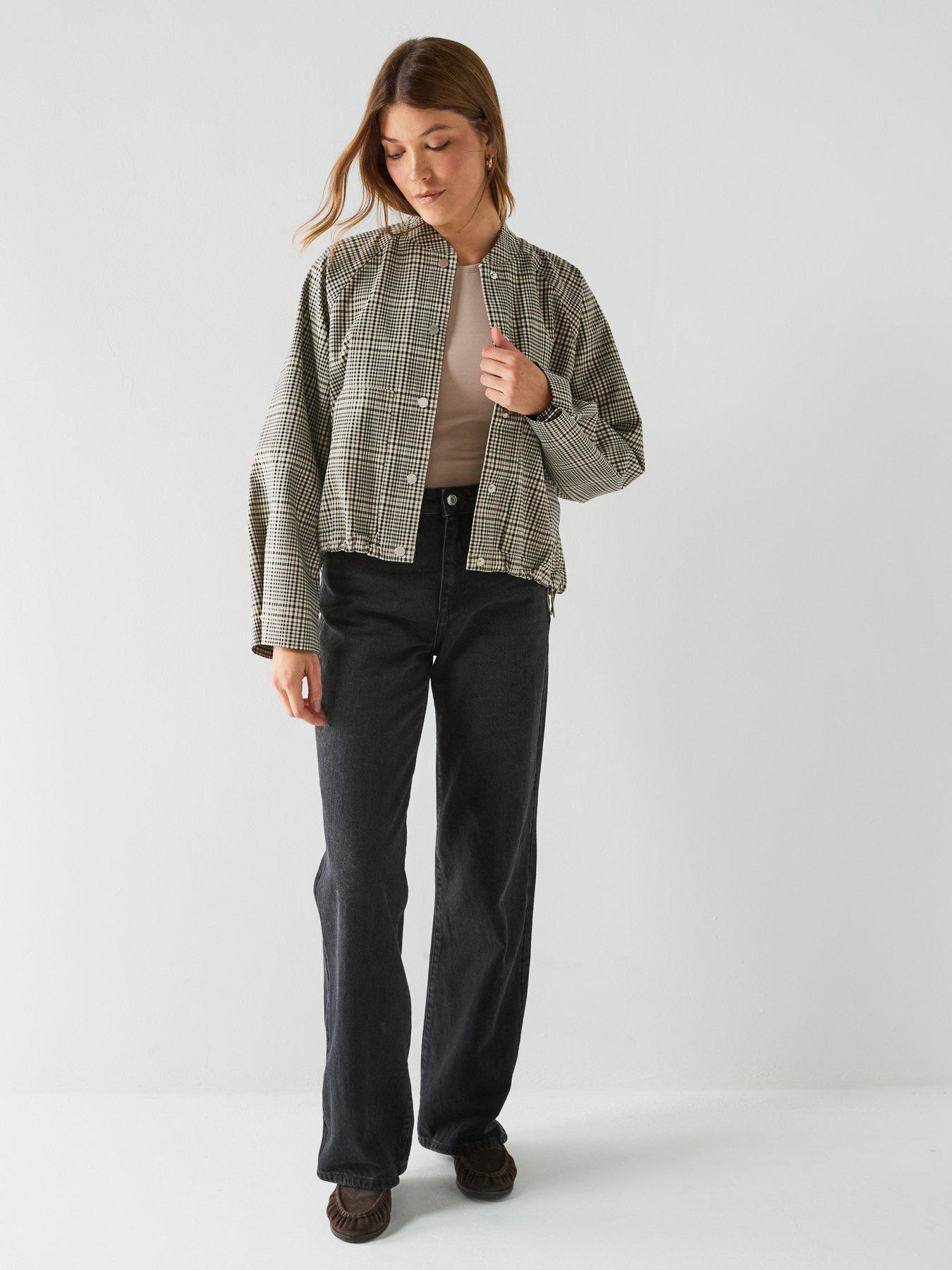 Image 3 of 7 of Barbour Leyburn Check Showerproof Bomber Jacket - Green