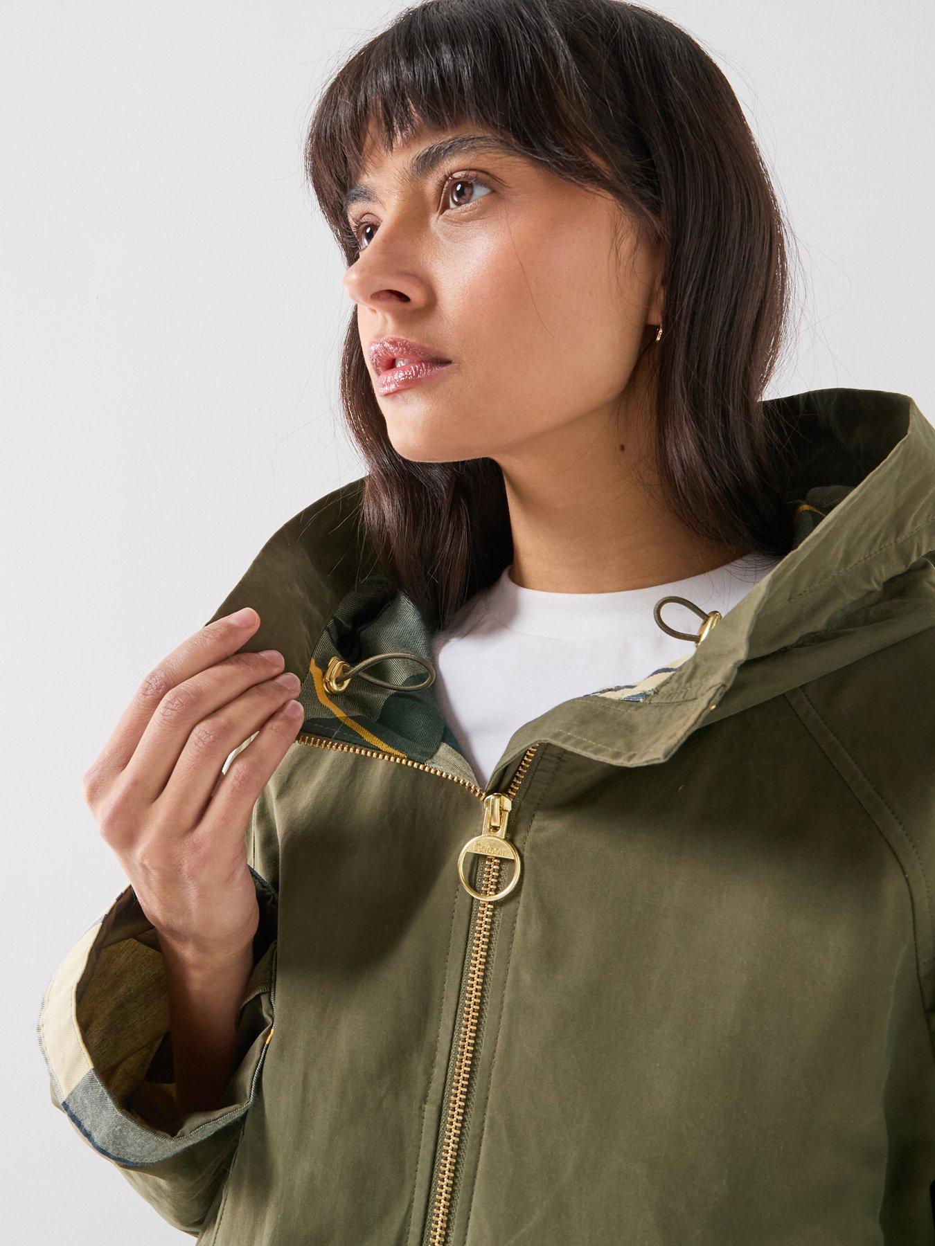 Image 4 of 6 of Barbour Middlemarch Showerproof Jacket - Green