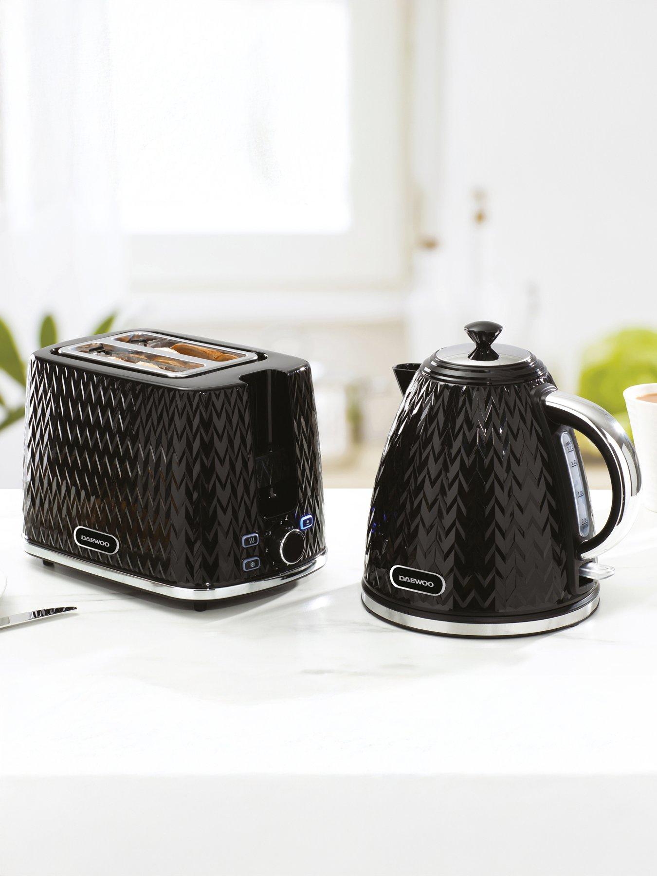 Daewoo Argyle Jug Kettle and 2 Slice Toaster- Black