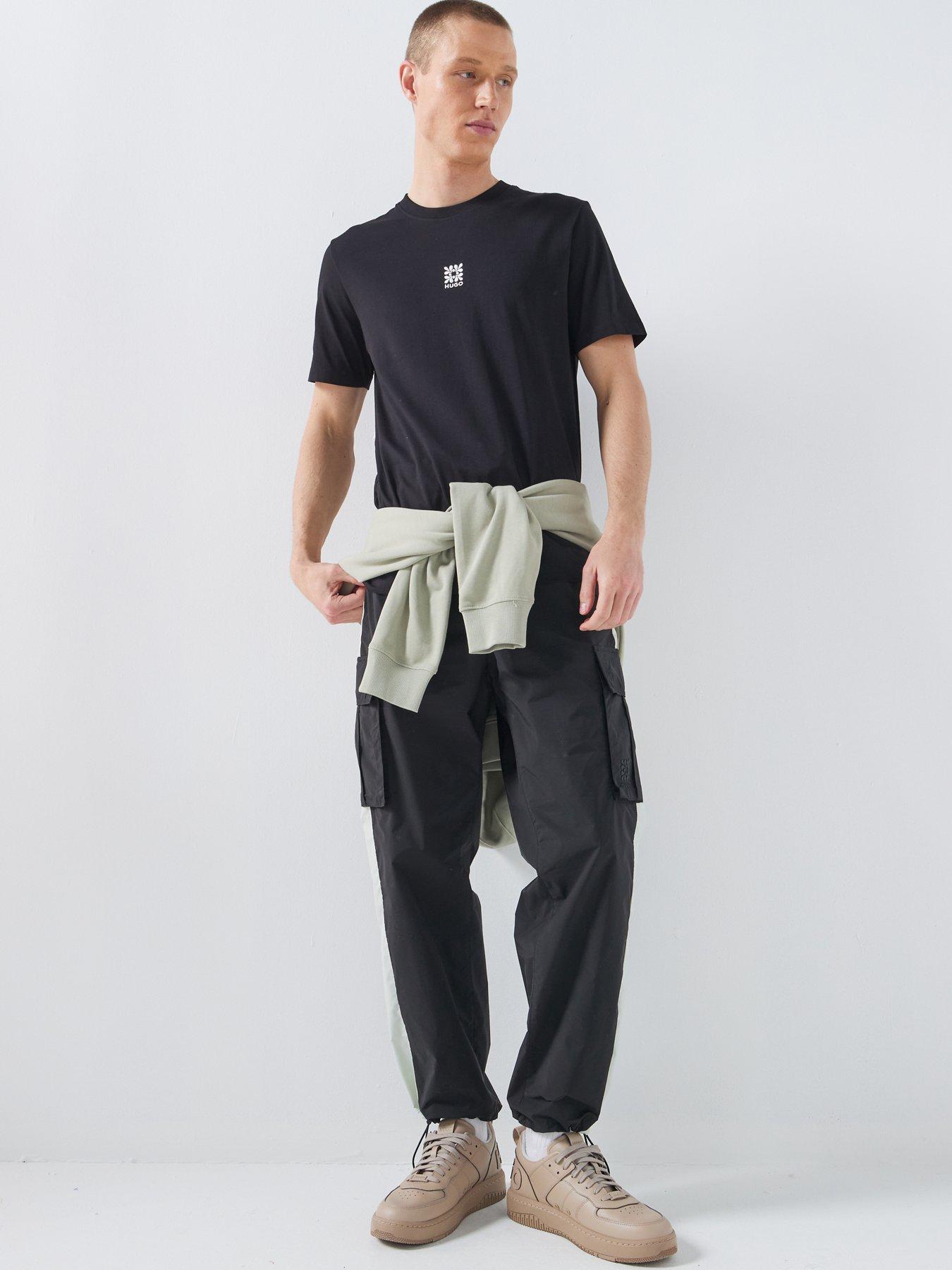 Image 3 of 5 of HUGO Darusi Centre Logo Regular Fit T-Shirt - Black