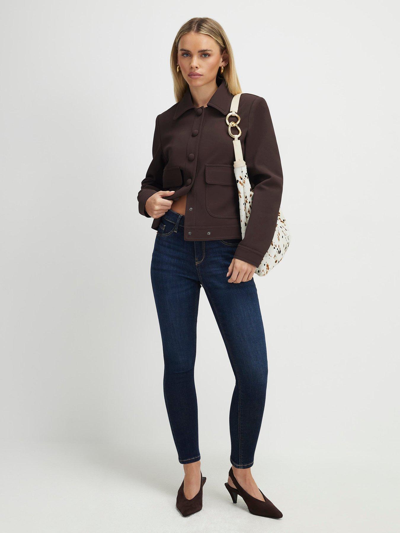Image 3 of 6 of River Island Petite Molly Sculpt Washington Jeans - Blue