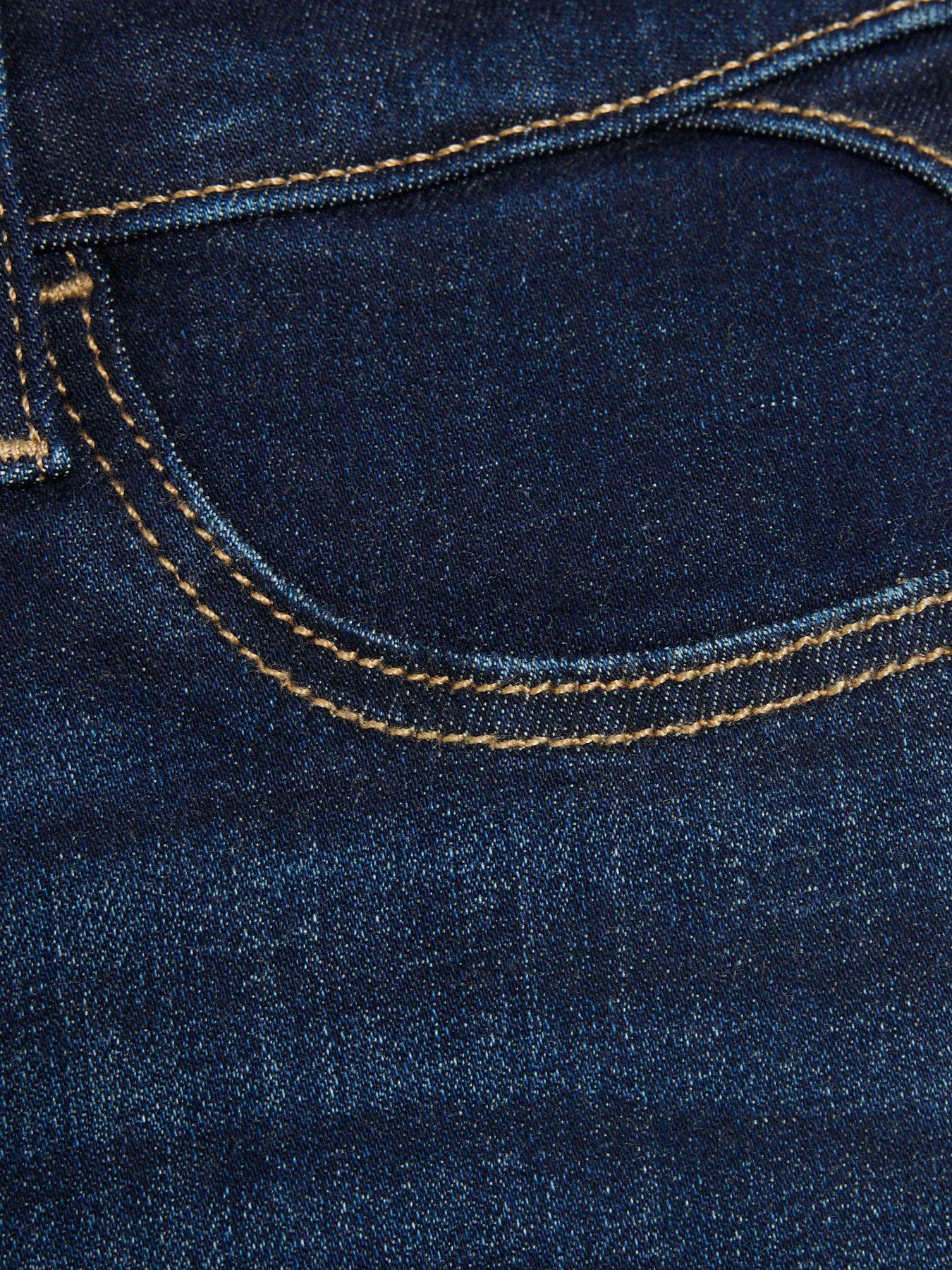 Image 4 of 6 of River Island Petite Molly Sculpt Washington Jeans - Blue