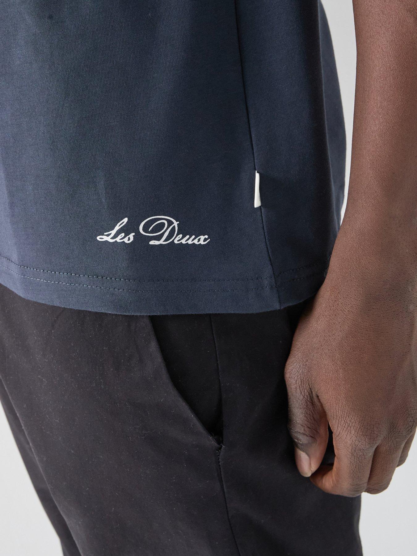 Image 5 of 5 of Les Deux Ben Artist Back Graphic T-Shirt - Navy