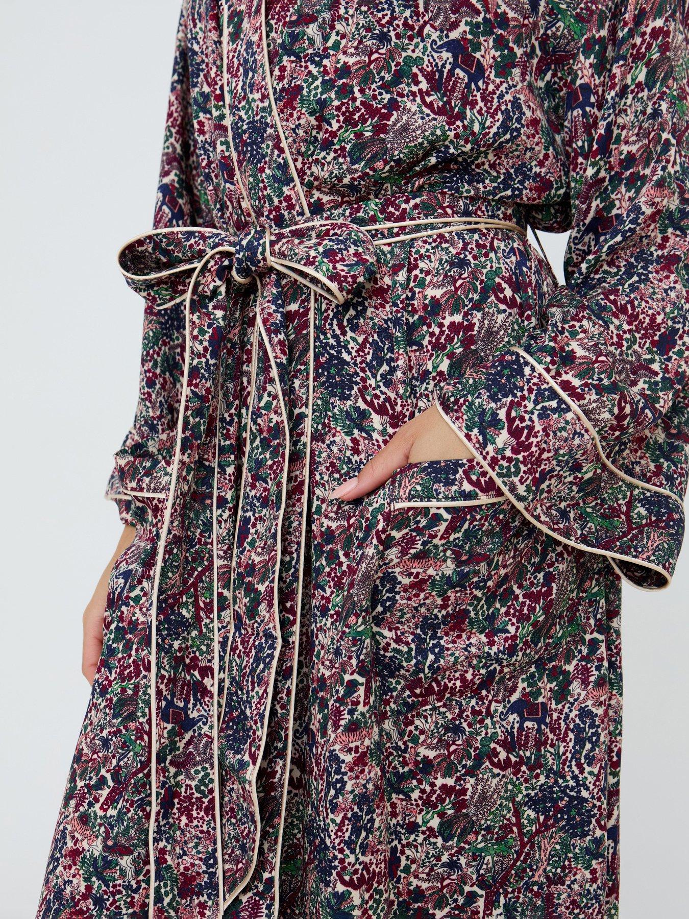 Image 4 of 5 of Lily & Lionel Corina Kimono Style Forest Floral Print Robe In - Multi