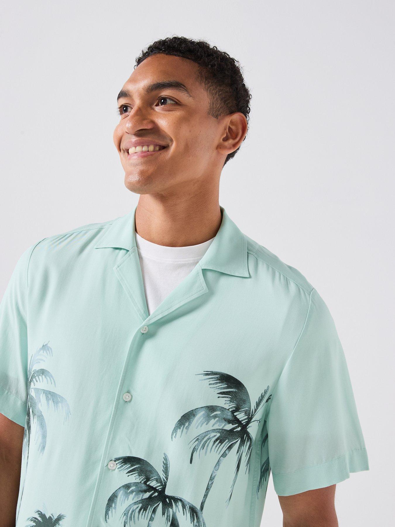 Image 4 of 6 of BOSS Regular-fit Shirt with Maxi Print - Patterned