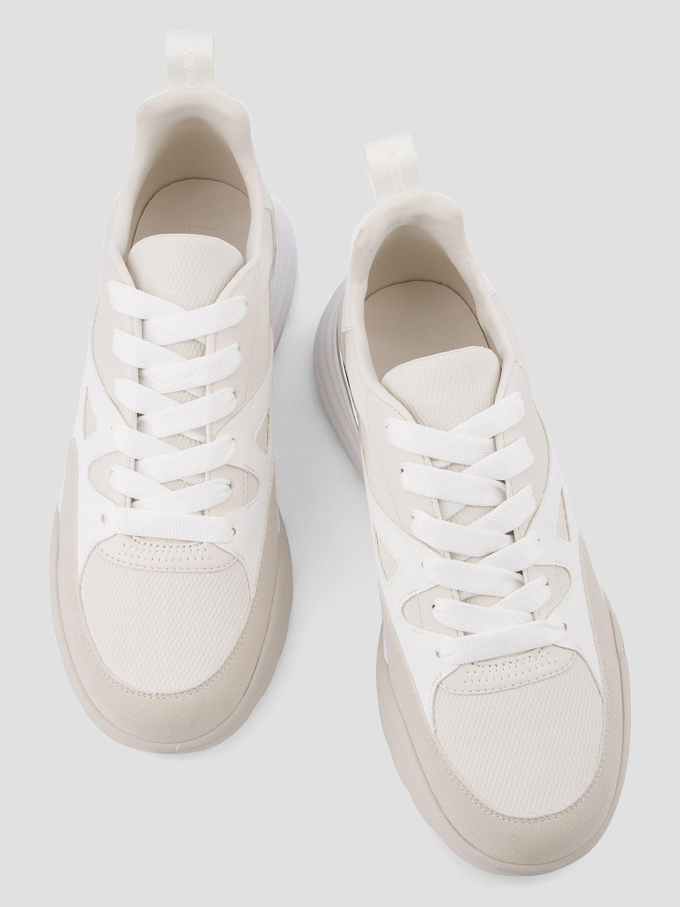 Image 3 of 7 of DKNY Zandrae - Lace Up Sneaker 60mm - White