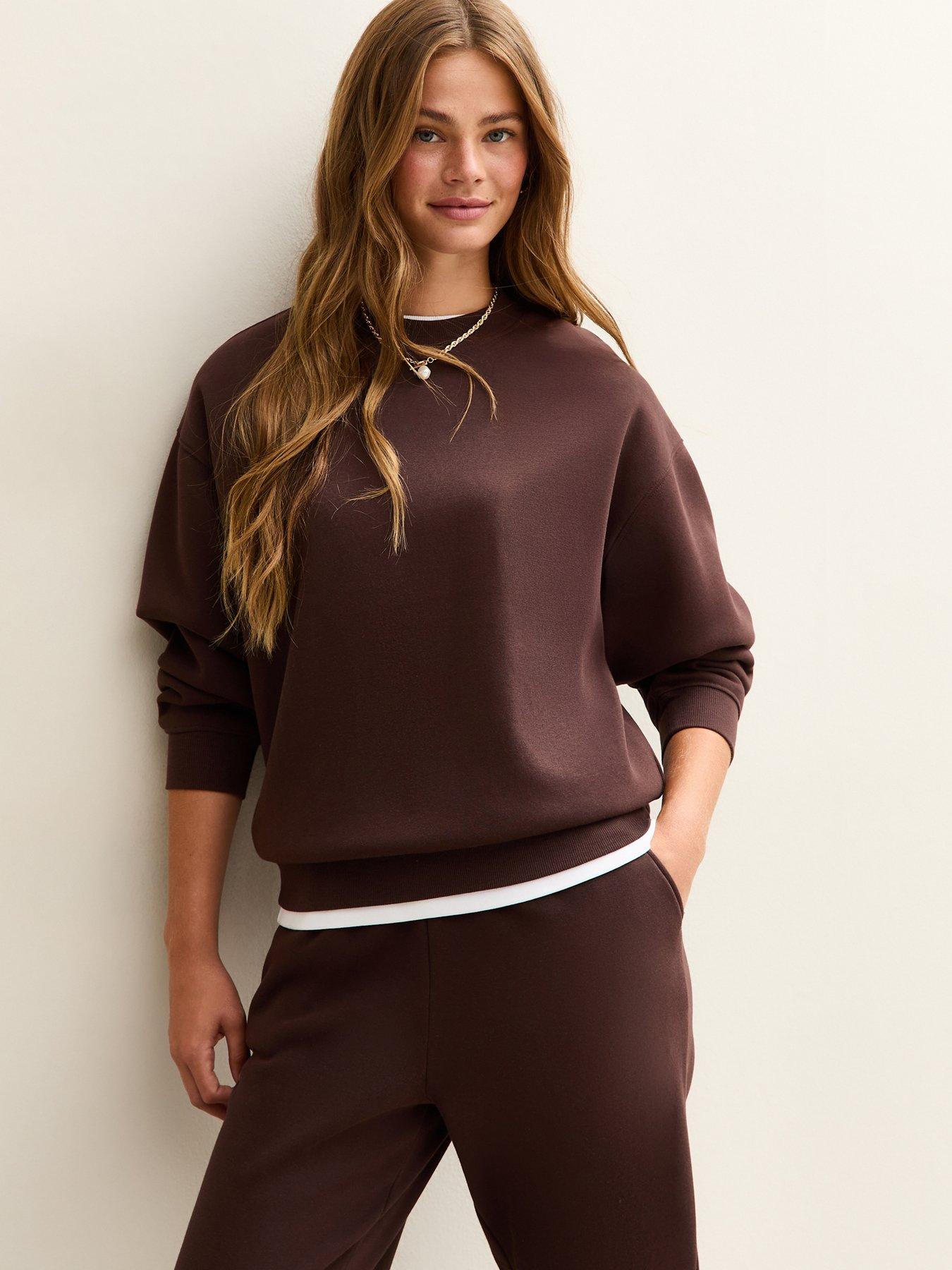 New Look Relaxed Fit Crew Neck Sweatshirt - Brown