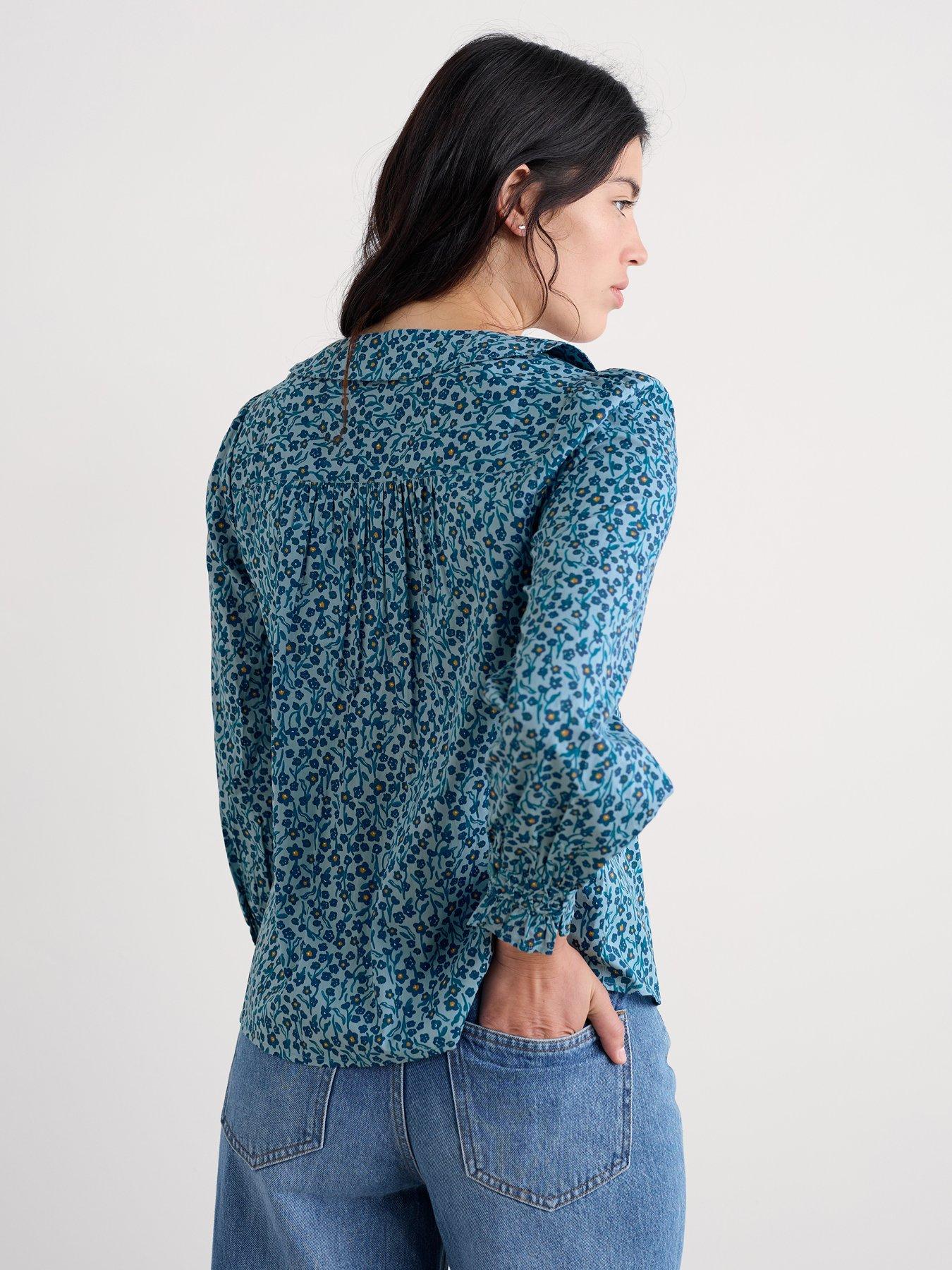 Image 2 of 5 of Seasalt Cornwall Ysella Top