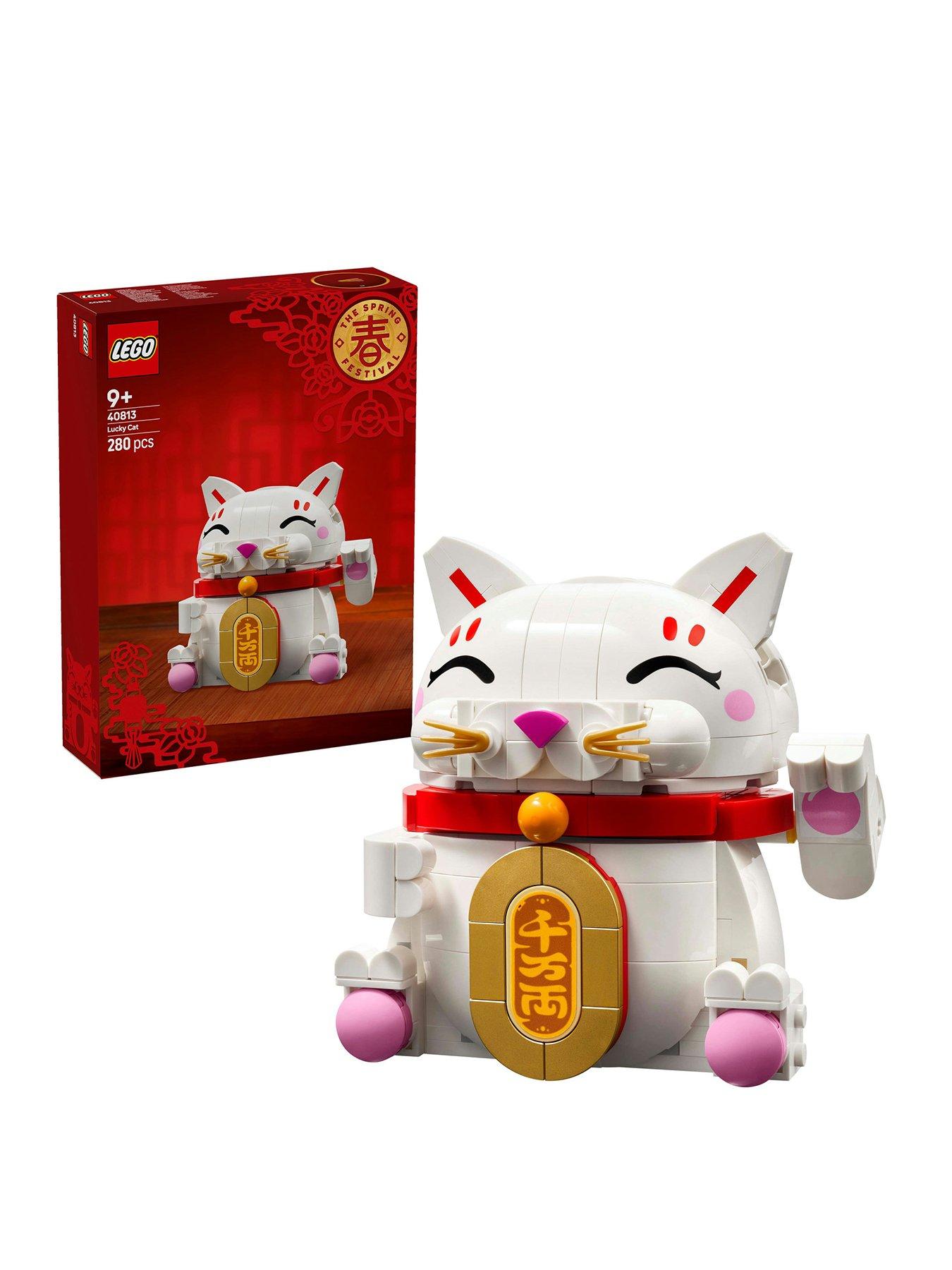 LEGO Lucky Cat Display Model Building Kit (40813)