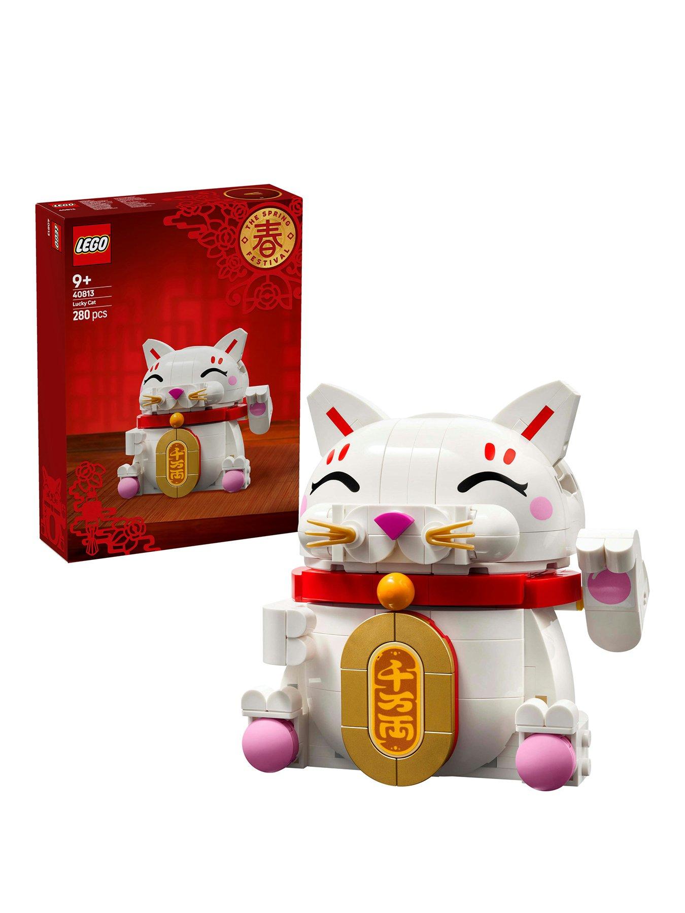 Image 1 of 7 of LEGO Lucky Cat Display Model Building Kit (40813)