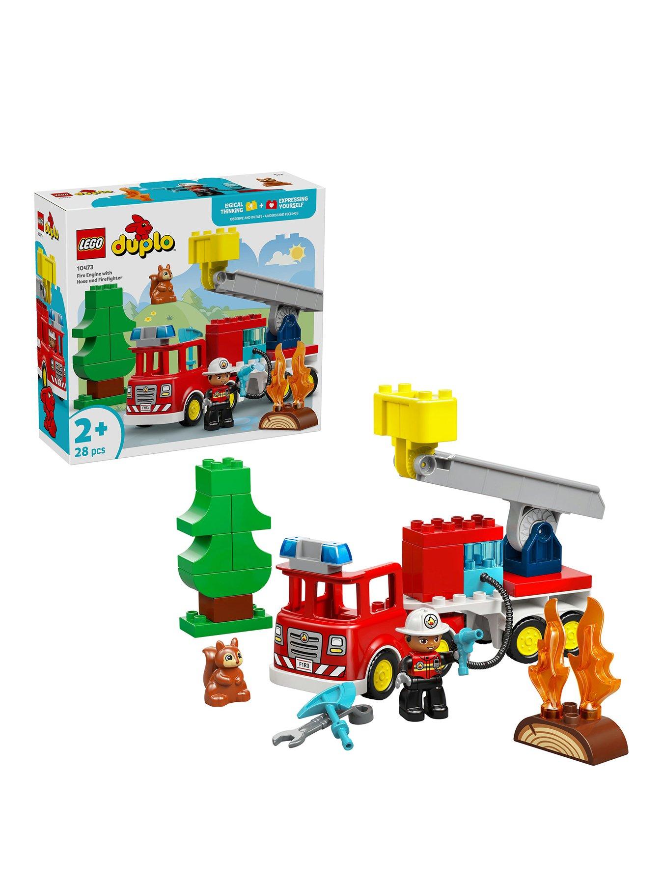 lego-duplo-fire-engine-with-hose-and-firefighter-10473