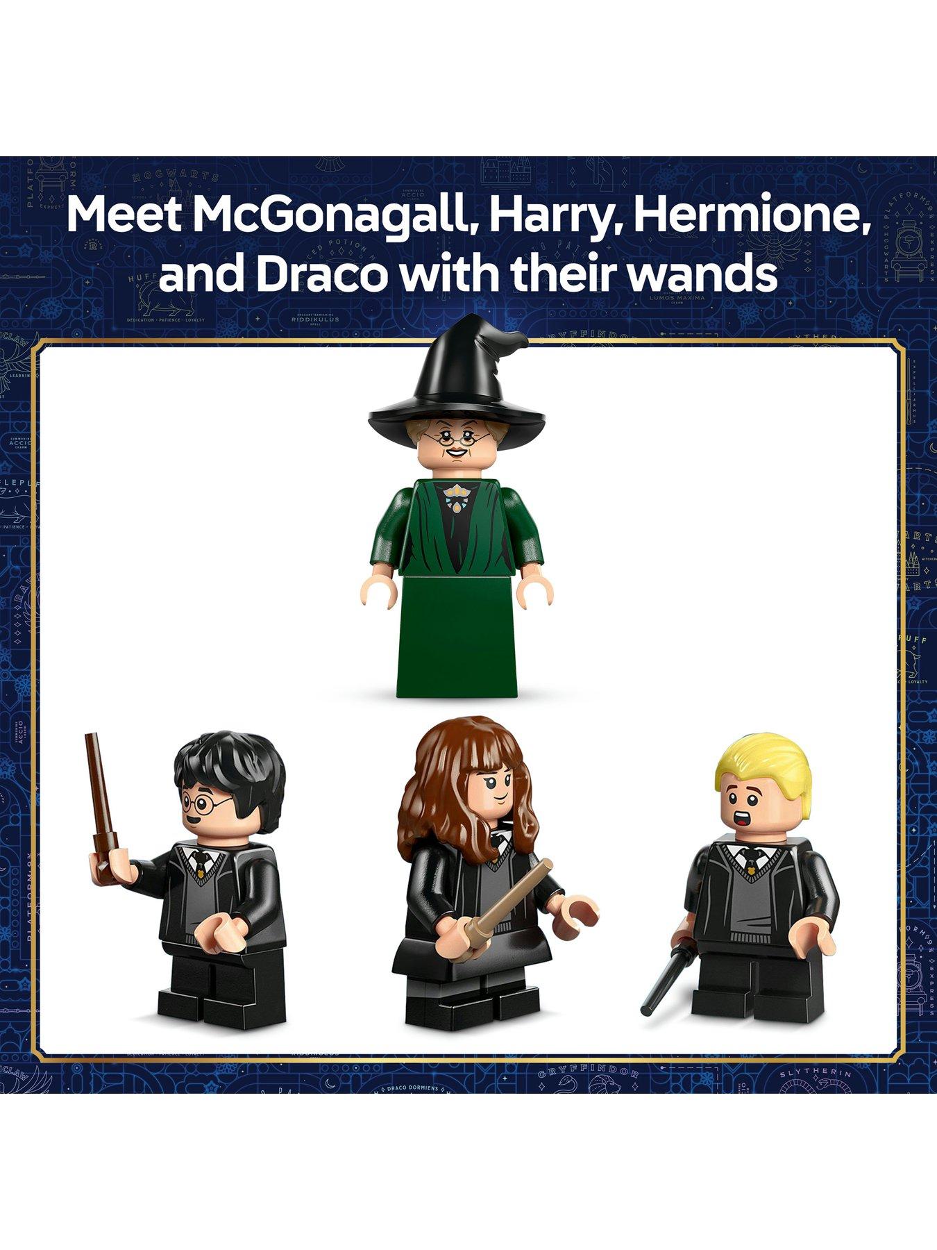 Image 5 of 8 of LEGO Harry Potter Hogwarts Castle: Sorting Hat Ceremony&nbsp;76460