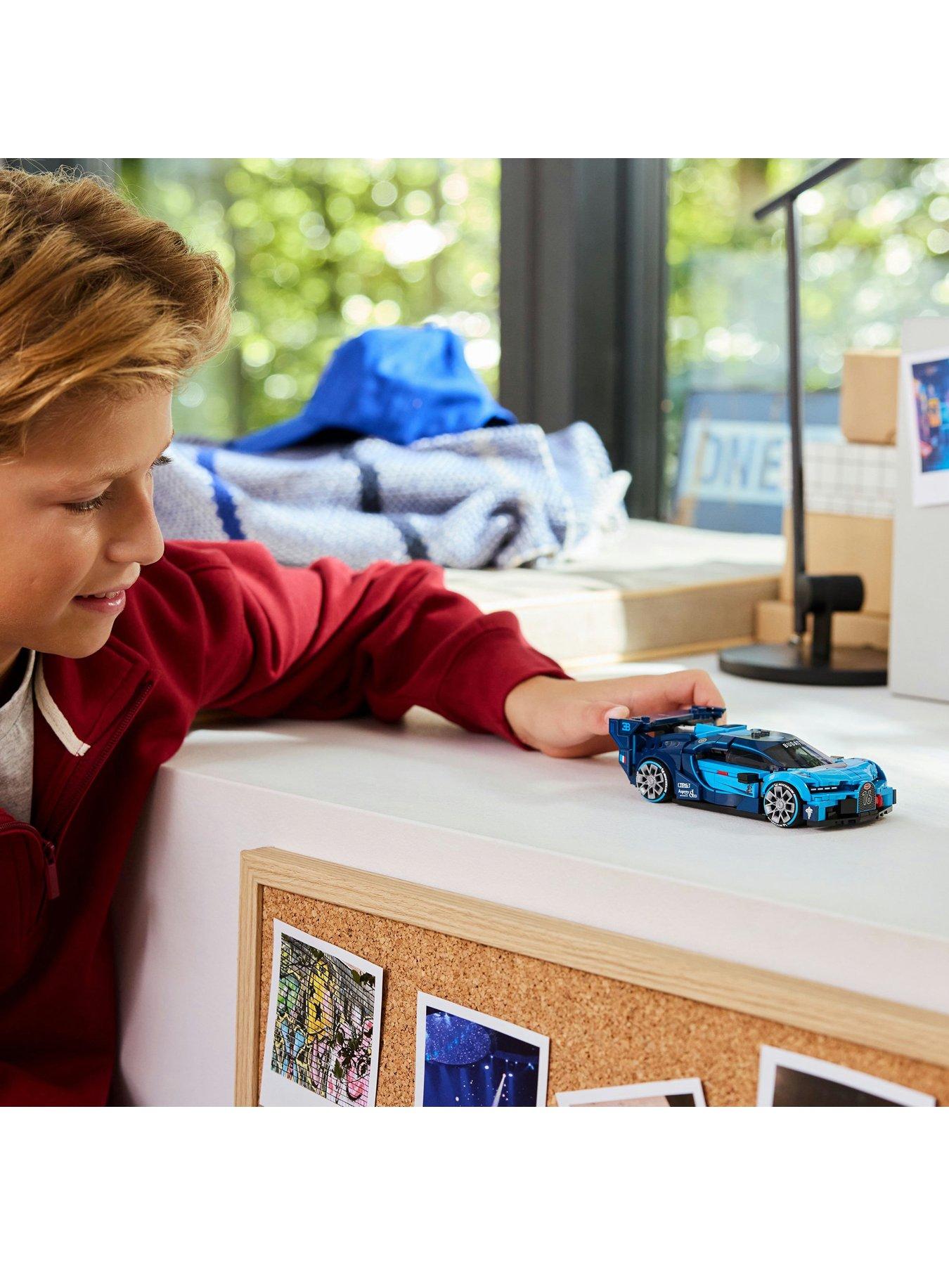 Image 6 of 8 of LEGO Speed Champions Bugatti Vision Gran Turismo Hyper Sports Car 77253