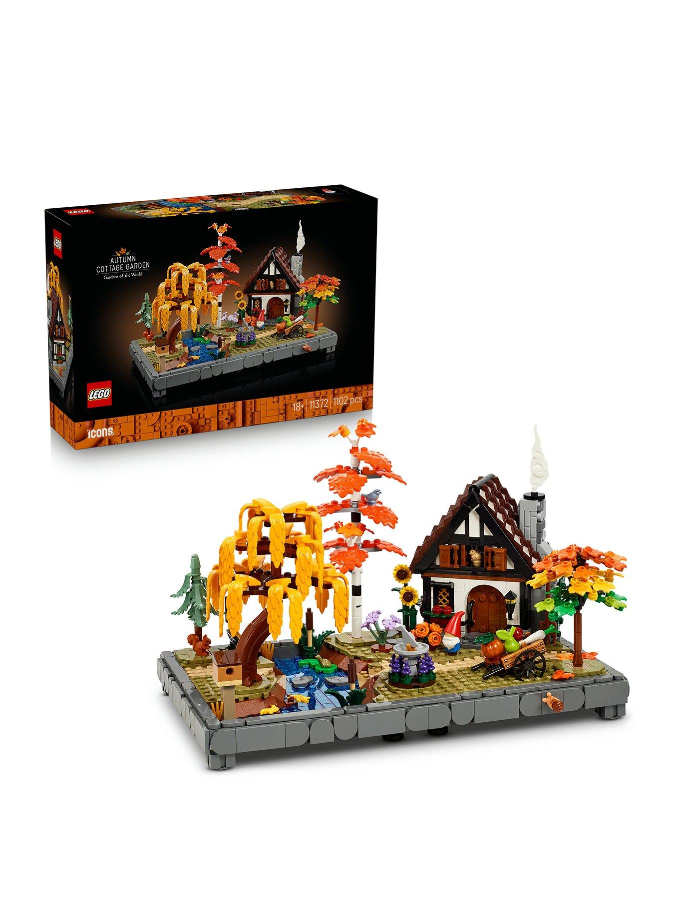 LEGO Icons Autumn Cottage Garden Model Kit (11372)