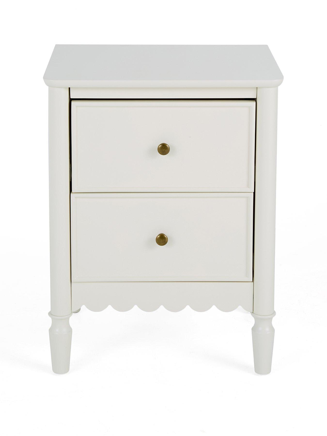 The Very Collection New Scallop Bedside Chest