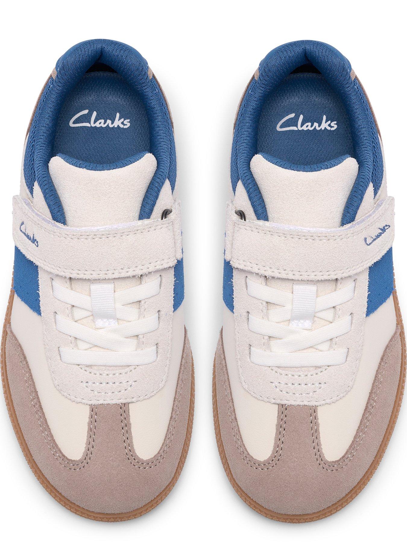 Image 4 of 6 of Clarks Junior Cypress Step Strap Trainer - White/navy