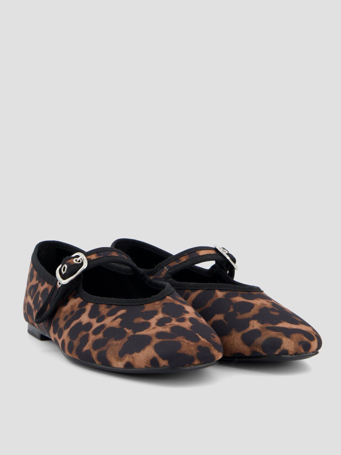 Image 6 of 7 of The Very Collection Ballerina Flat Shoes - Leopard Print