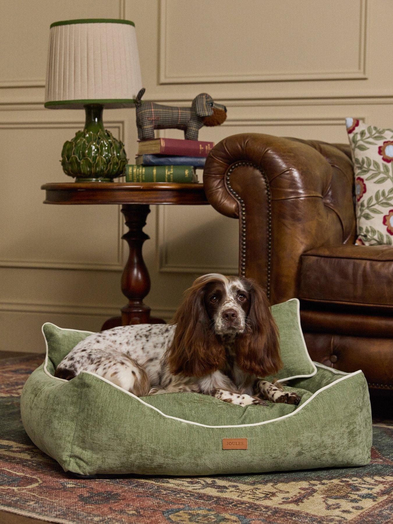 Joules Snuggler Dog Sofa Apple