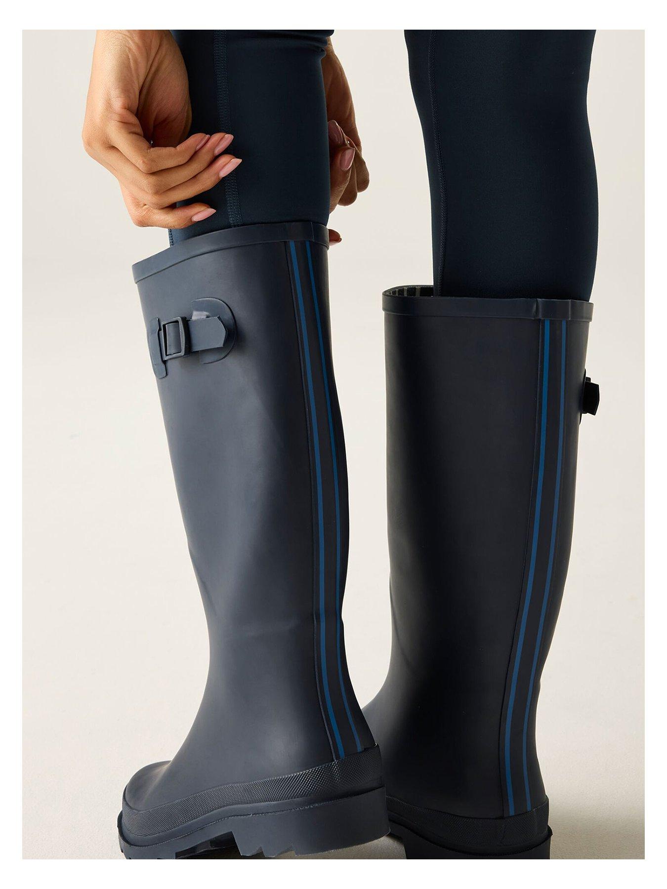 Image 4 of 7 of Regatta Womens Fairweather III Wellies - Navy