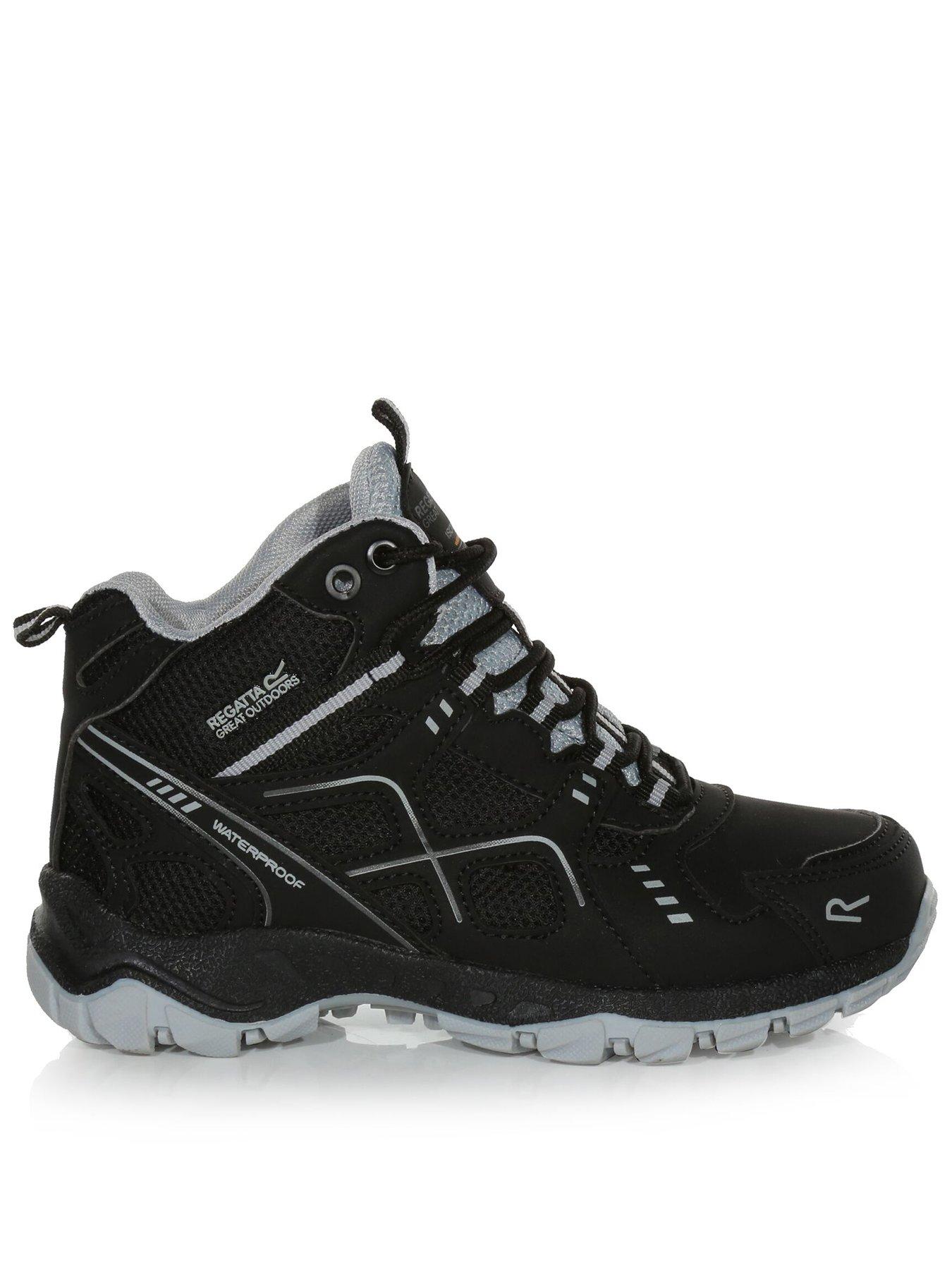 Image 1 of 6 of Regatta Unisex Junior Vendeavour Walking Boots - Black