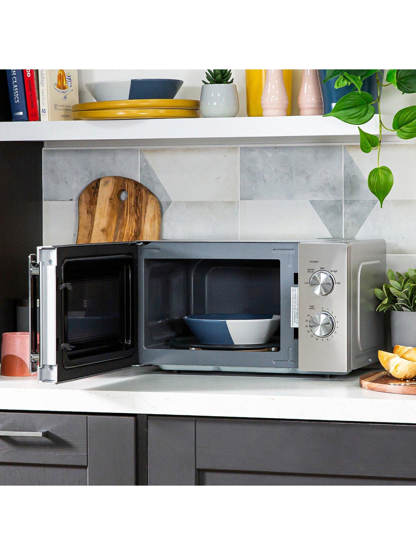 Image 3 of 7 of Russell Hobbs Polished Classic Bundle - Kettle, 4 Slice Toaster and Microwave- Stainless Steel