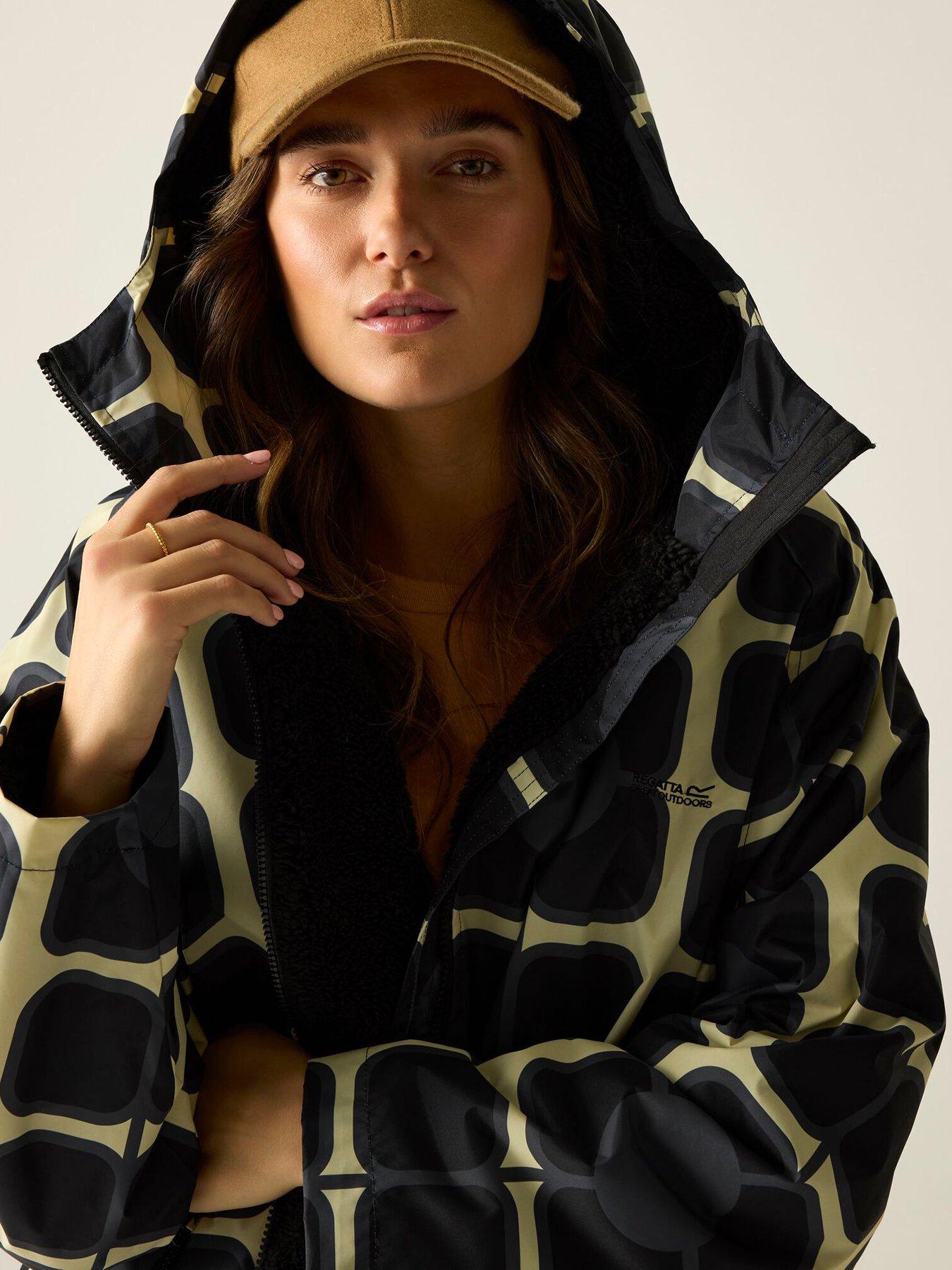 Regatta Womens Orla Keily Changing Robe - Black | Very