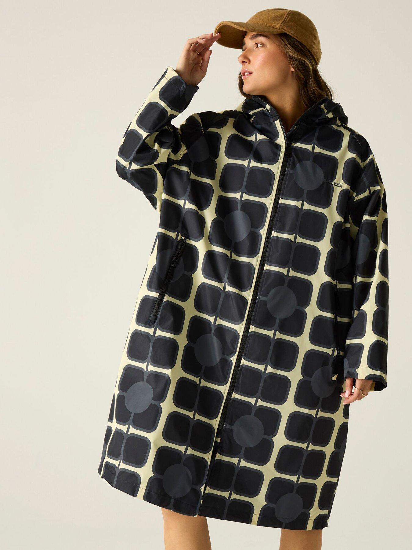 Regatta Womens Orla Keily Changing Robe - Black | Very