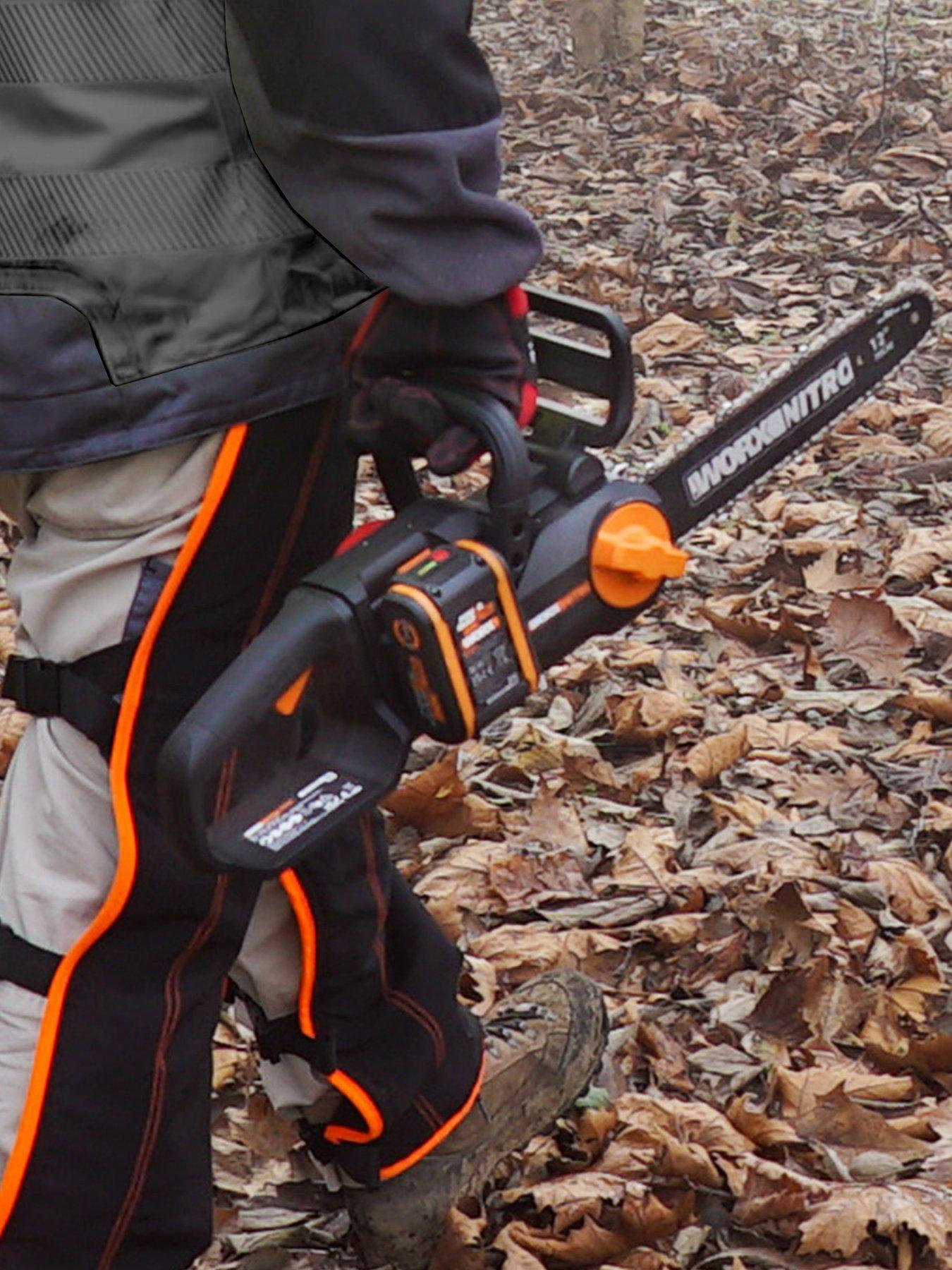 Image 6 of 6 of Worx 20V PowerShare 30cm Cordless Chainsaw with x1 4.0Ah Battery &amp; Charger