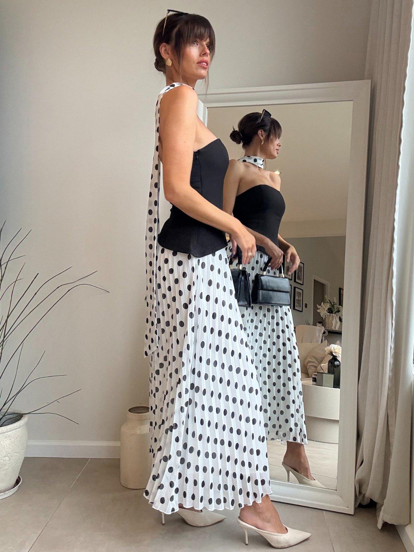 Image 3 of 4 of Style Cheat Bandeau Pleat Dress - Black