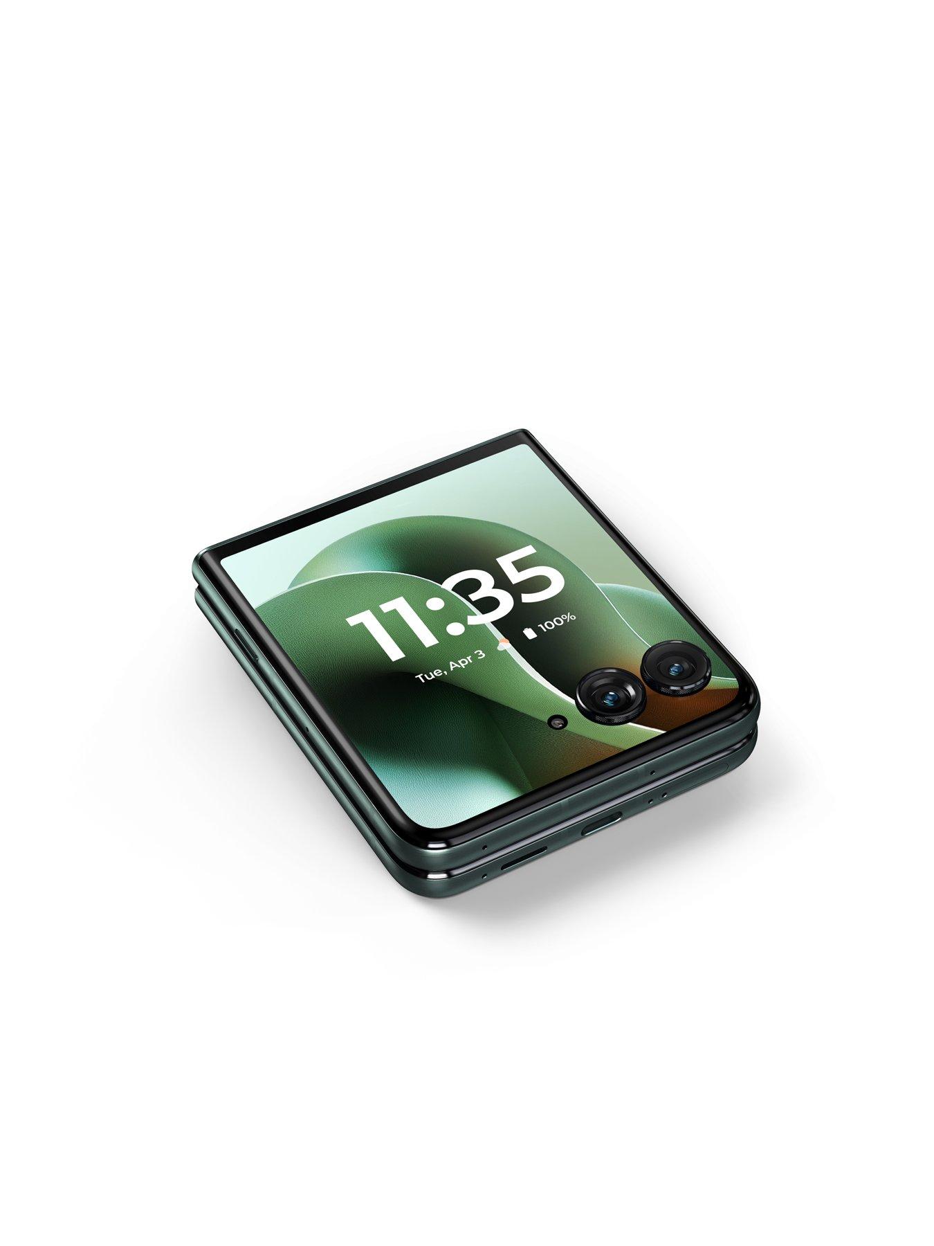Image 4 of 7 of Motorola Razr 60 Ultra, 5G, 512GB - AI