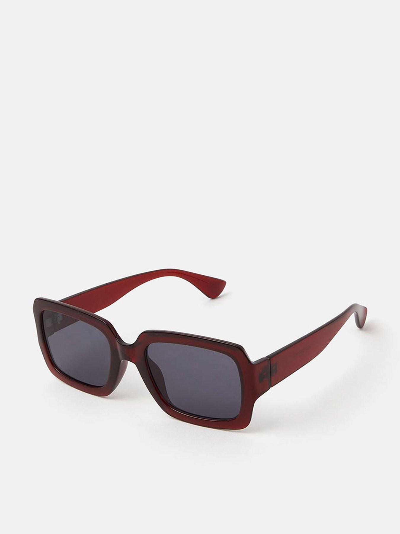 accessorize-square-sunglasses