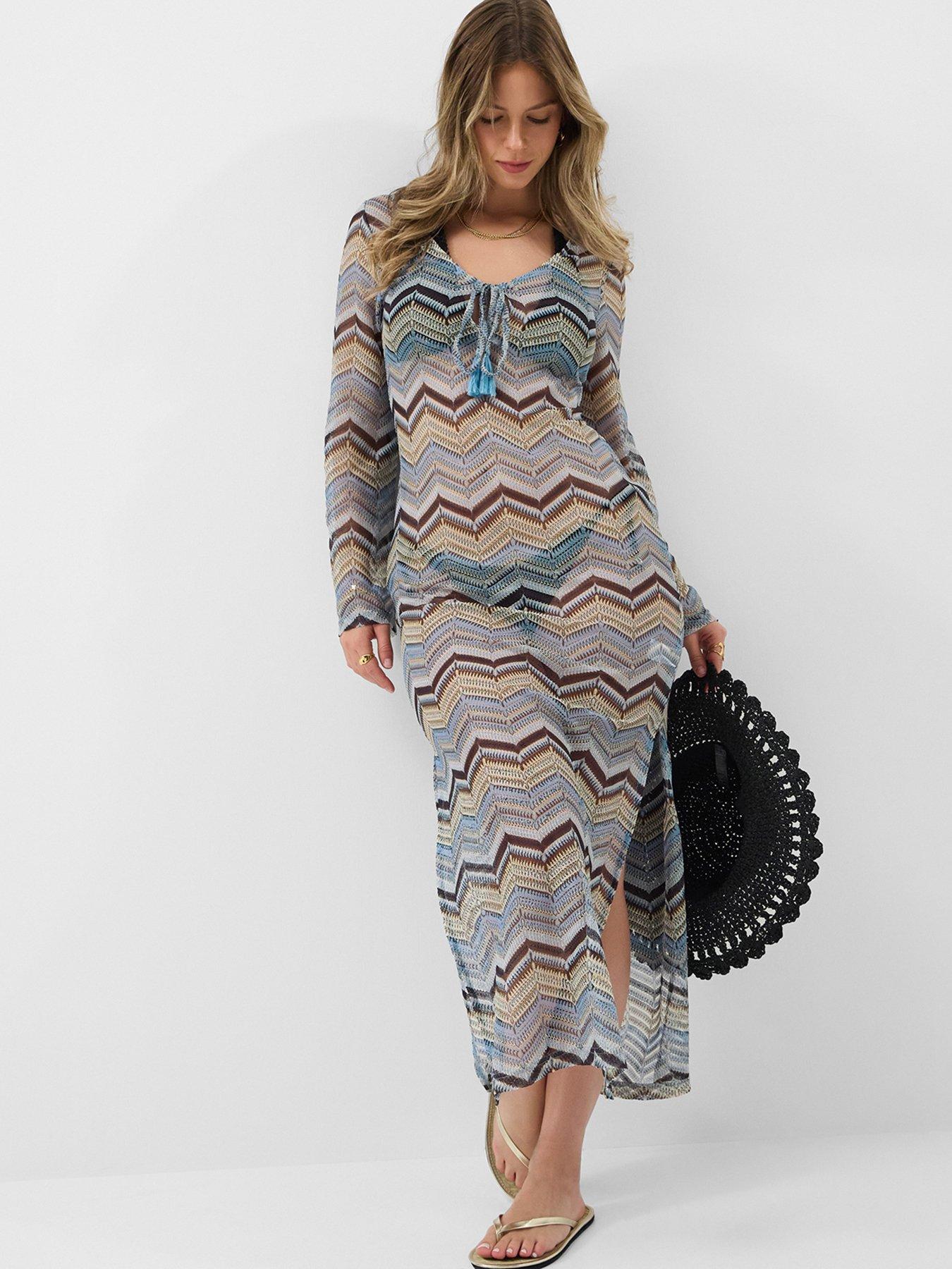 Image 4 of 5 of Accessorize Crinkle Triangle Bikini Top - Black